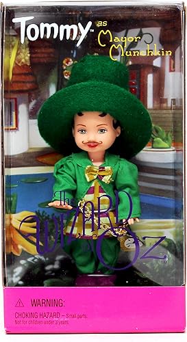 Barbie Tommy como alcalde Munchkin en el mago de Oz