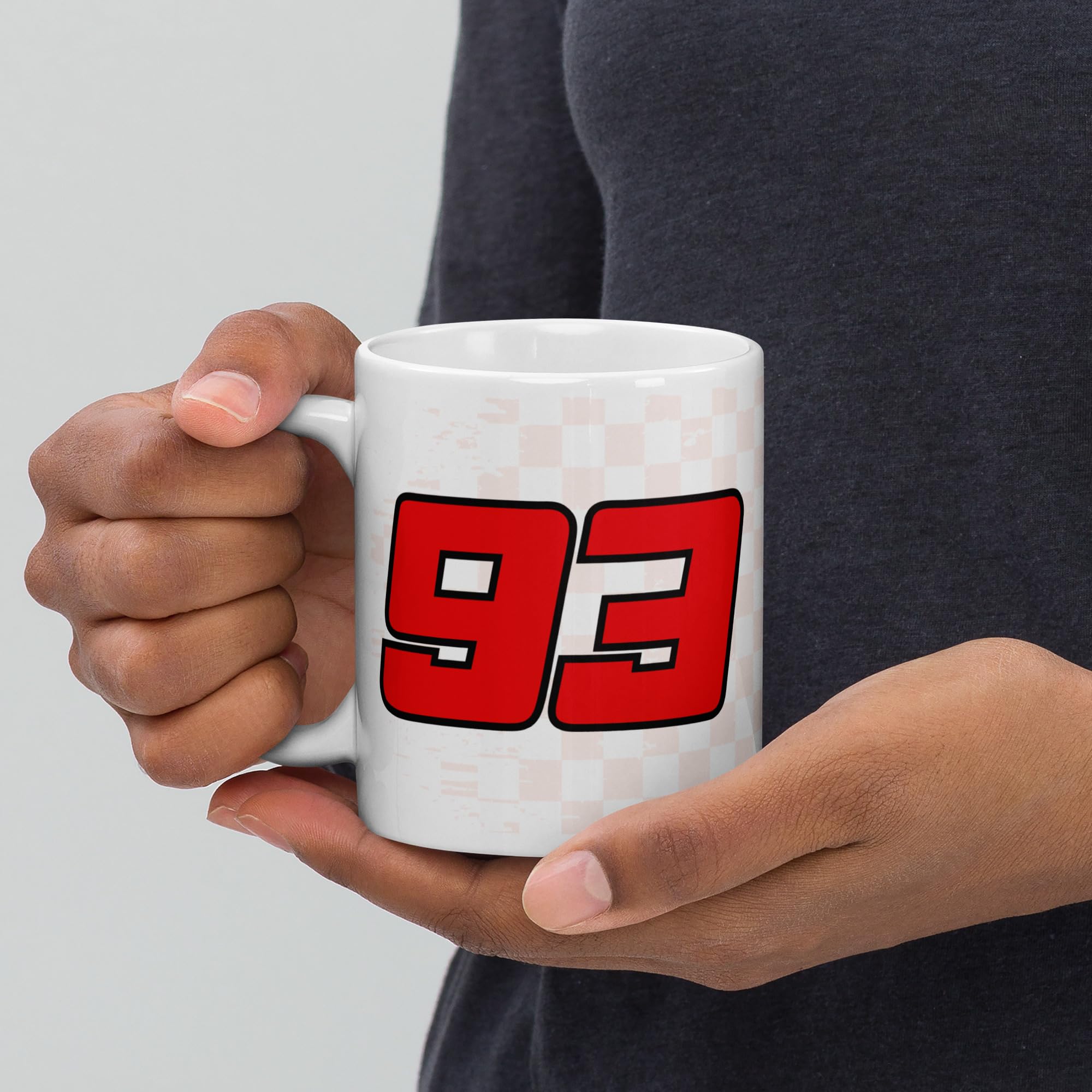 MM93. Moto Grand Prix. Campeón Mundial 2025. MORE THAN a NUMBER. Motociclismo. Taza de cerámica. Apta para microondas y lavavajillas. Sublimado por transferencia con insumos certificados. TAZ1315.