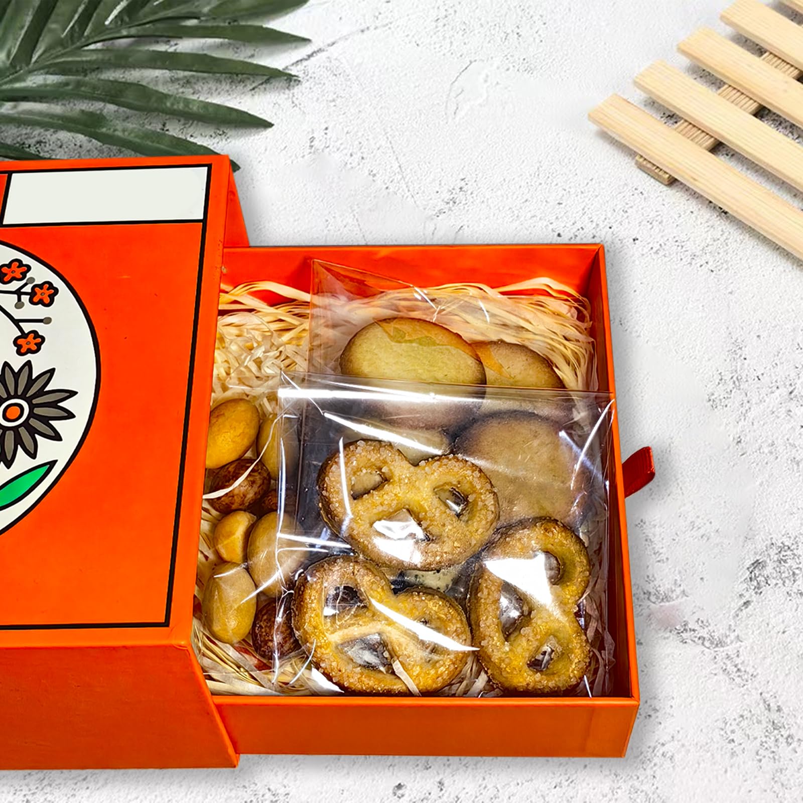 100 bolsas de celofán transparente resellables de 4 x 4 pulgadas, autoadhesivas, gruesas y duraderas, seguras de grado alimenticio, perfectas para empaquetar galletas, golosinas, dulces, joyas
