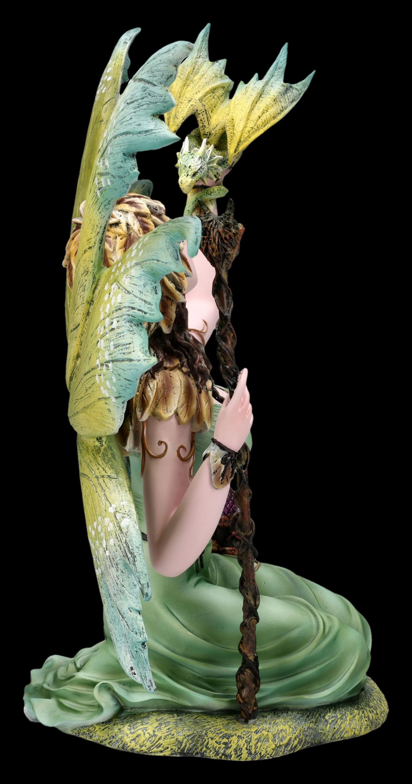 Figuren Shop GmbH Elfenfigur – Elarwen, Naturfee mit Drachen – handbemalte Fantasy-Deko (34,5 cm) – Tales of Aurelion Collection – Geschenkidee für Natur- & Fantasy-Fans