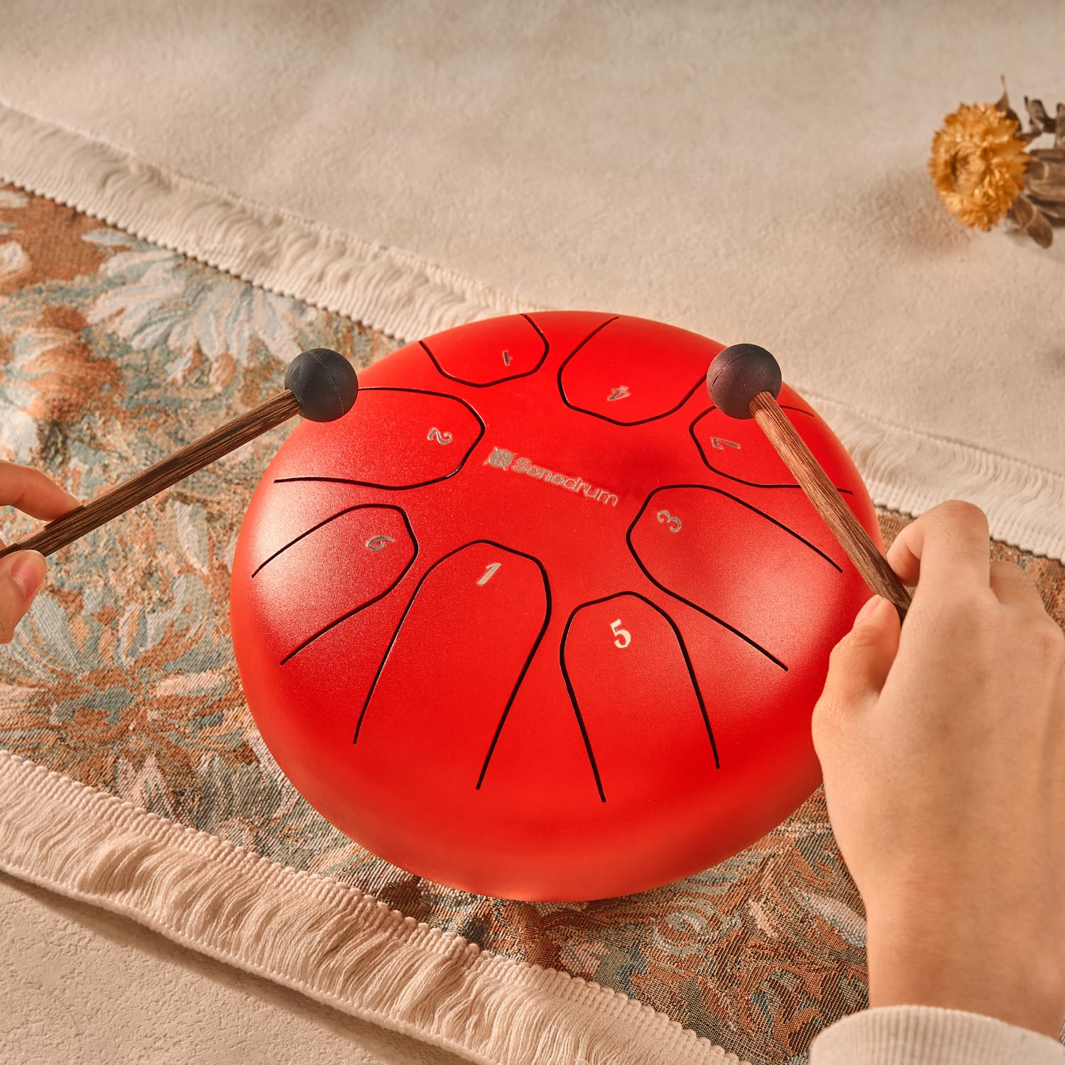 Tongue Drum “Standard C mayor” en rojo - diámetro 20cm y 8 notas. Steelpan con libro de música, bolsa y mallets. Instrumento de percusión Handpan para niños y adultos - Para meditación y yoga