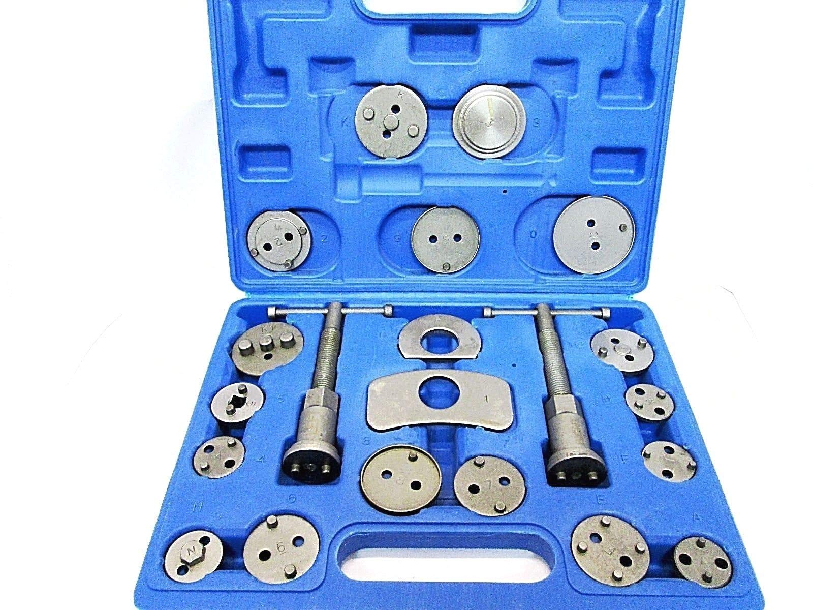 Repousser piston de frein grippé sans effort avec le kit 21pc AU064 droite gauche