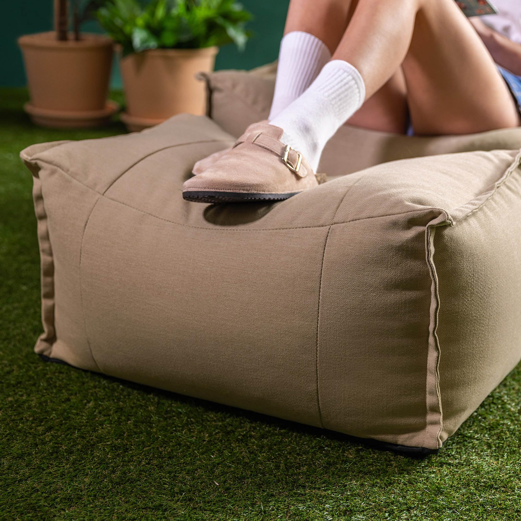 icon Bud Pouf Poggiapiedi, Beige, Pouf de Esterno, Tessuto Resistente All'acqua, Piccolo Pouf Sacco con Riempimento Incluso, Gardino, Sedia de Gardino, Mobili da Gardino, Terrazza