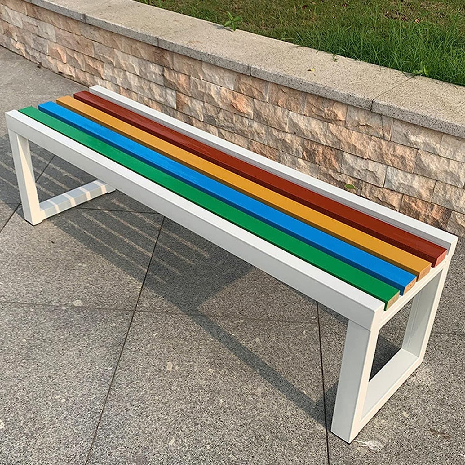 Banc de jardin en métal pour partager des moments de sérénité en famille