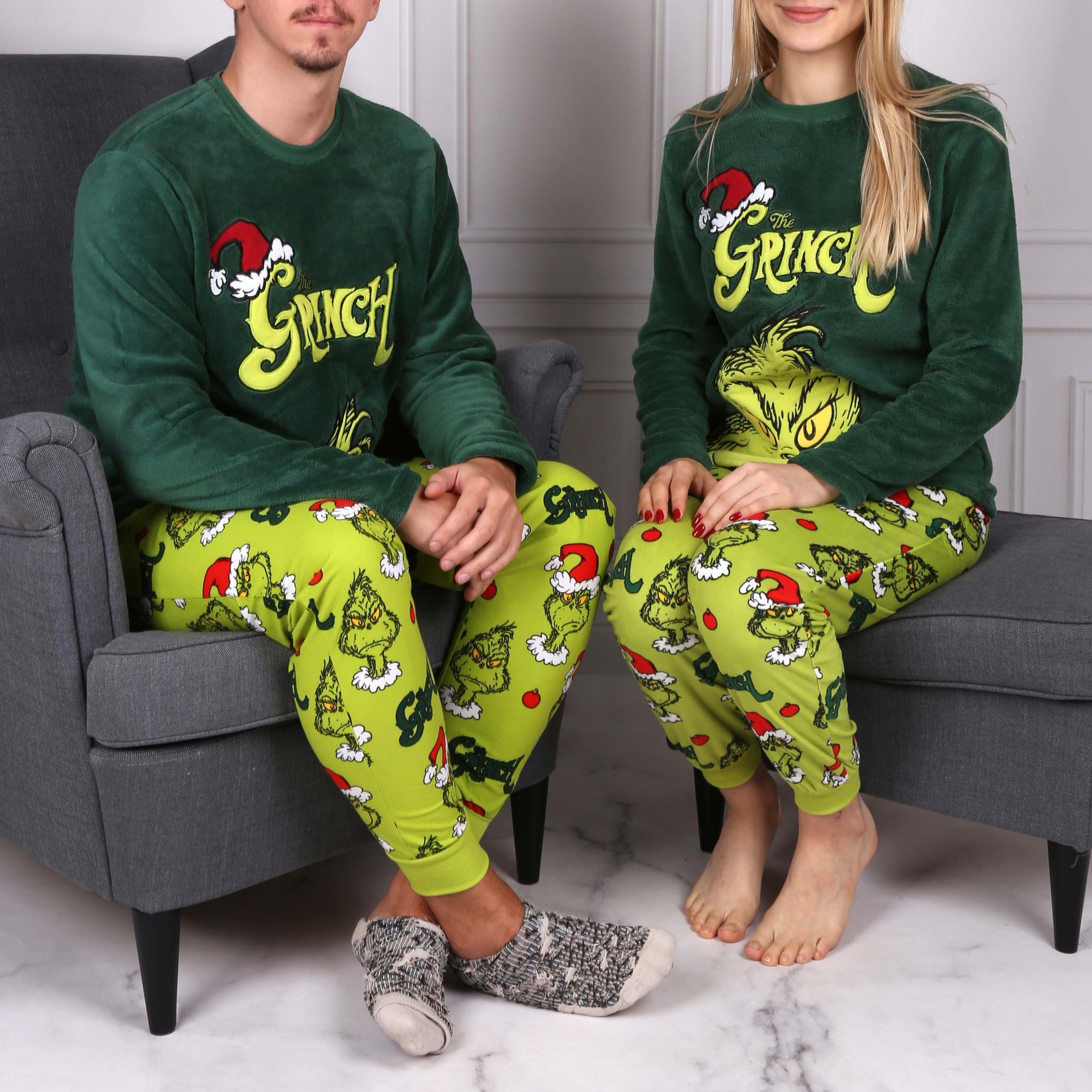sarcia.eu Pigiama da Donna in Pile Verde Grinch, Caldo, a Manica Lunga, Festivo