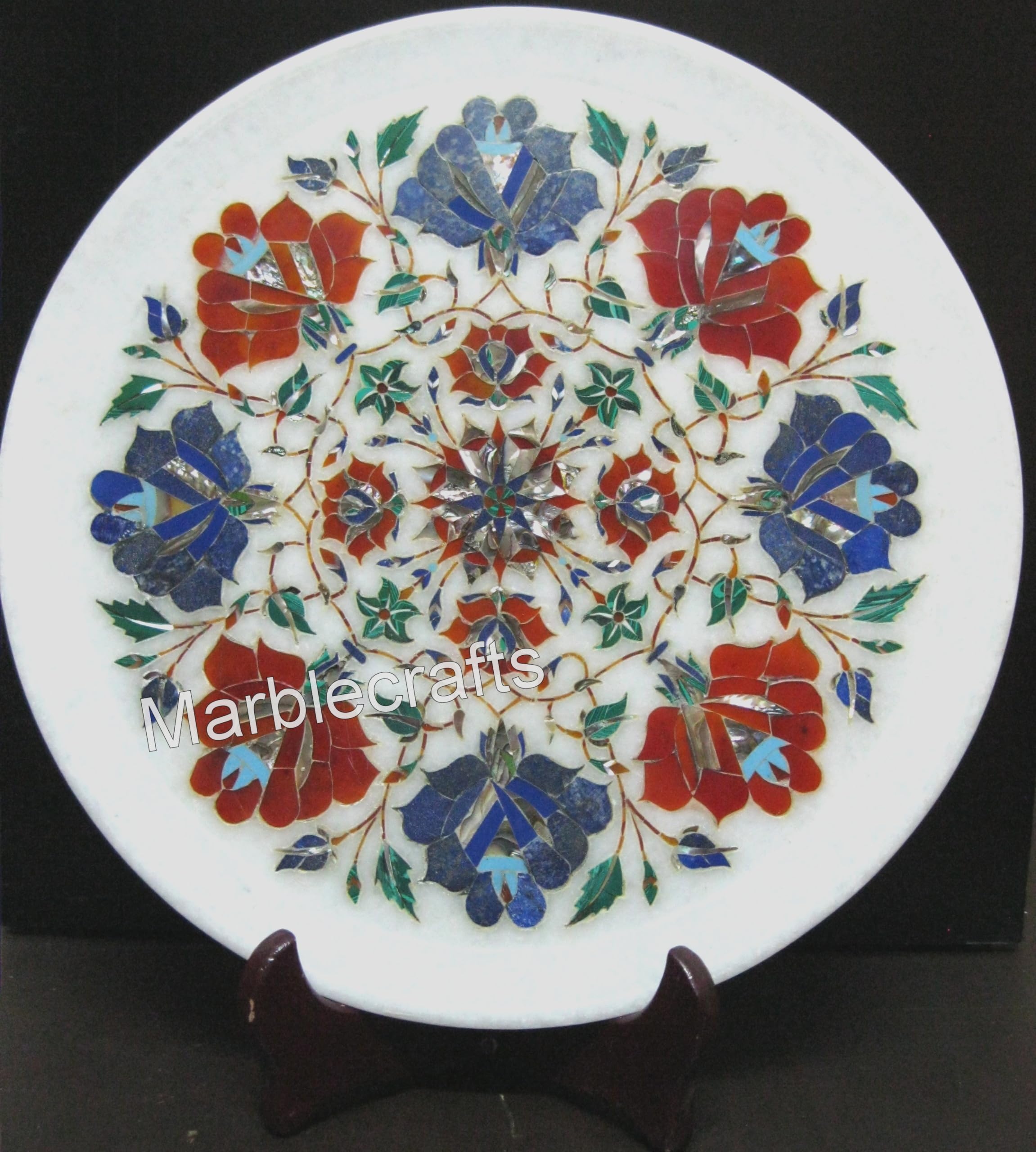 Assiette en marbre ronde 30,5 cm façonnée à la main pour une table d'exception