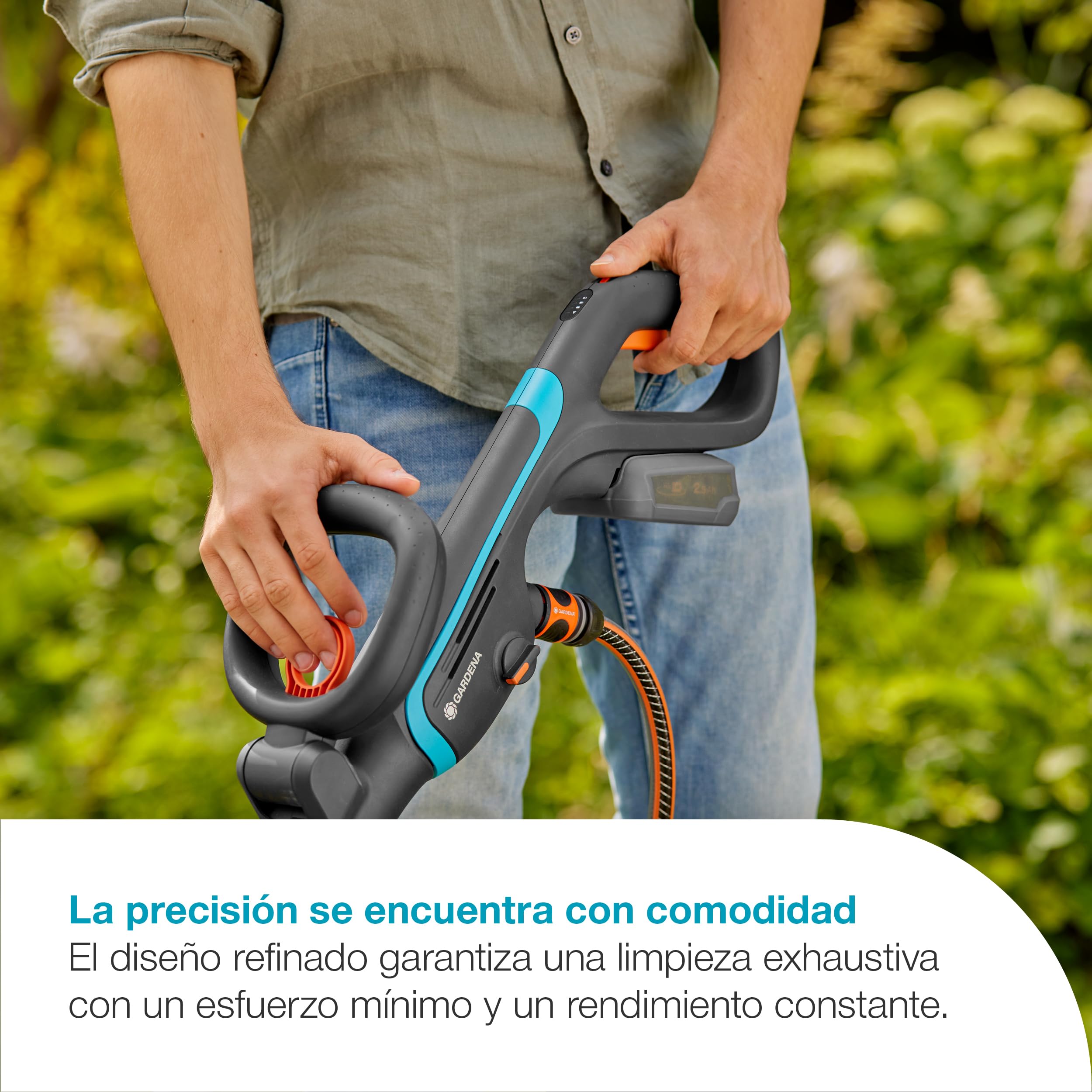 Gardena Multi limpiador a batería AquaBrush Patio 03/18V P4A Solo: Exterior, Funcionamiento con un solo toque, Limpieza de patios, Cepillo de perfilado, Sin cable (14841-55)
