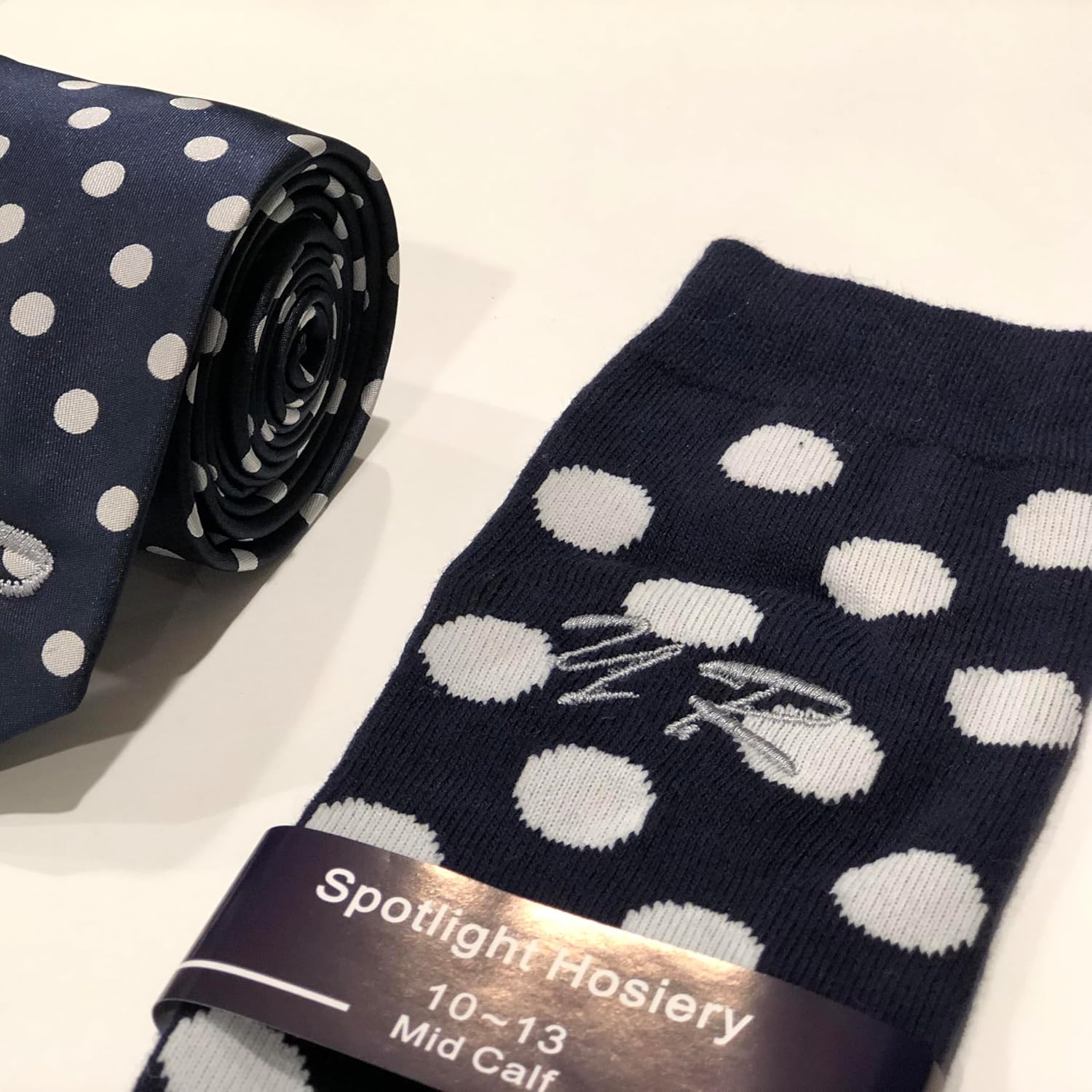 Spotlight Hosiery Men's POLKA DOTS Necktie & Dress Socks Set
