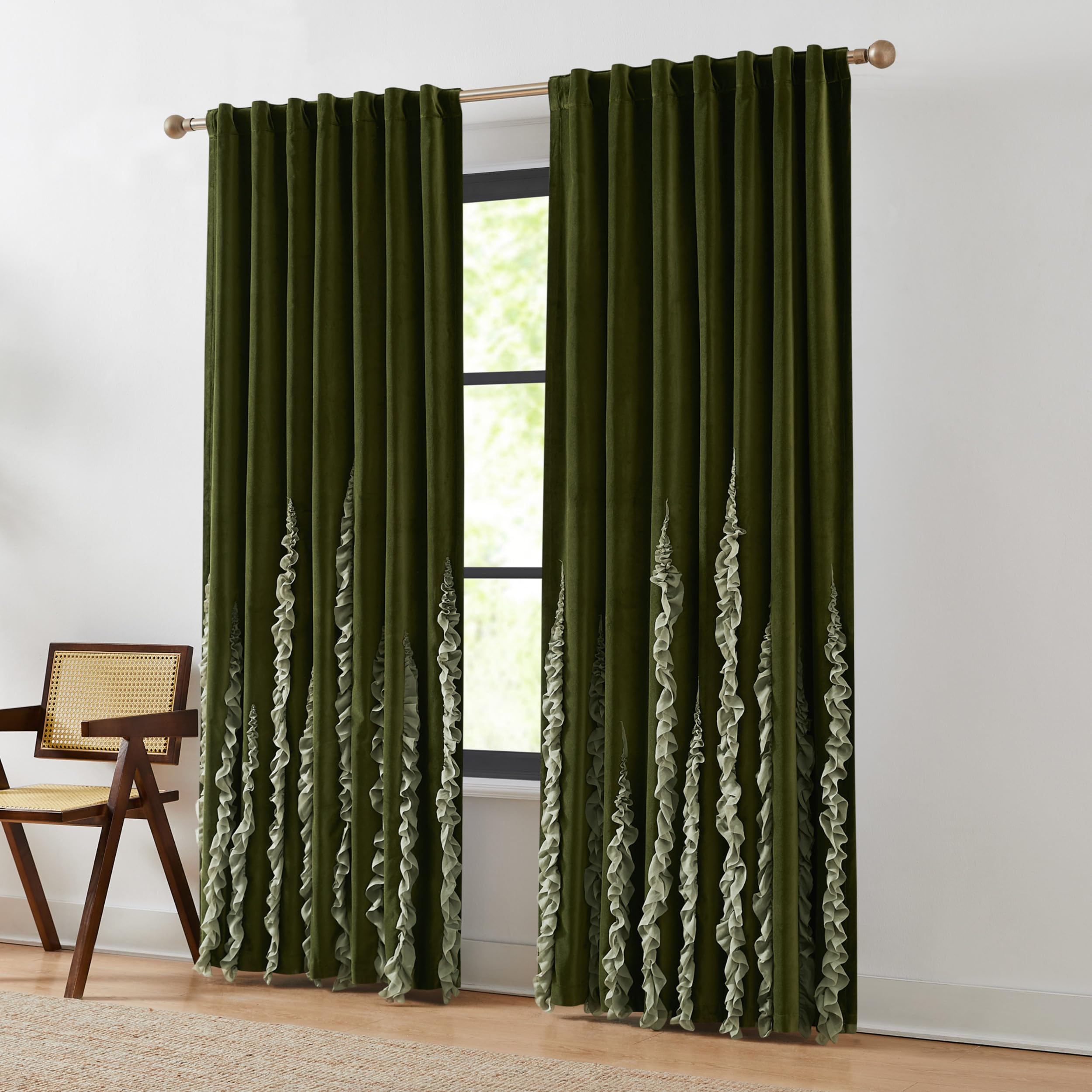 Amazon.com: Lush Decor x Chuks Collins Verdant Path Velvet