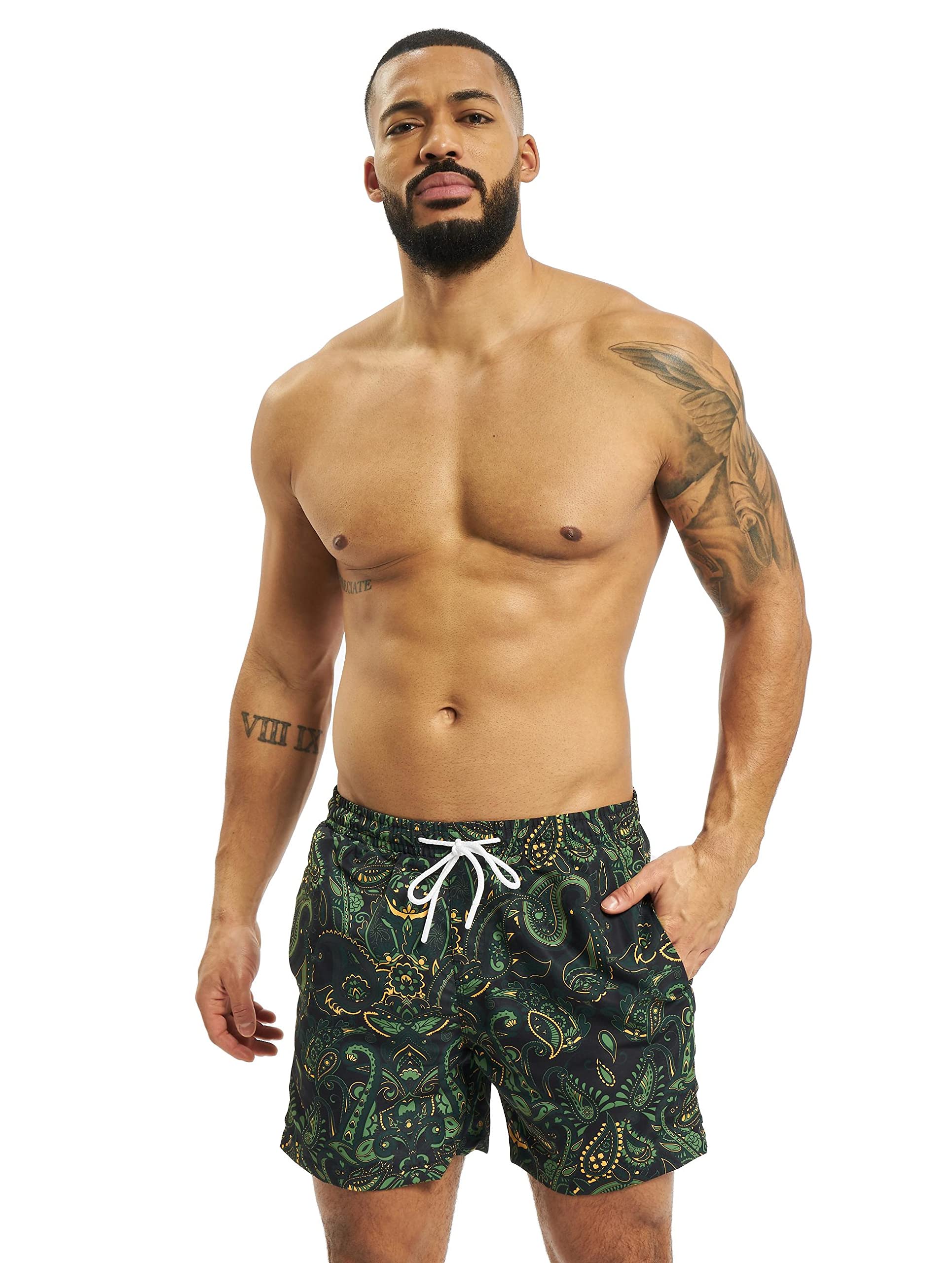 Urban Classics Bañador de Hombre, Bañador de Hombre Bandana Paisley, Boxer de Natación con Bolsillo y Cordón, Negro y Verde, Tallas S - XXL