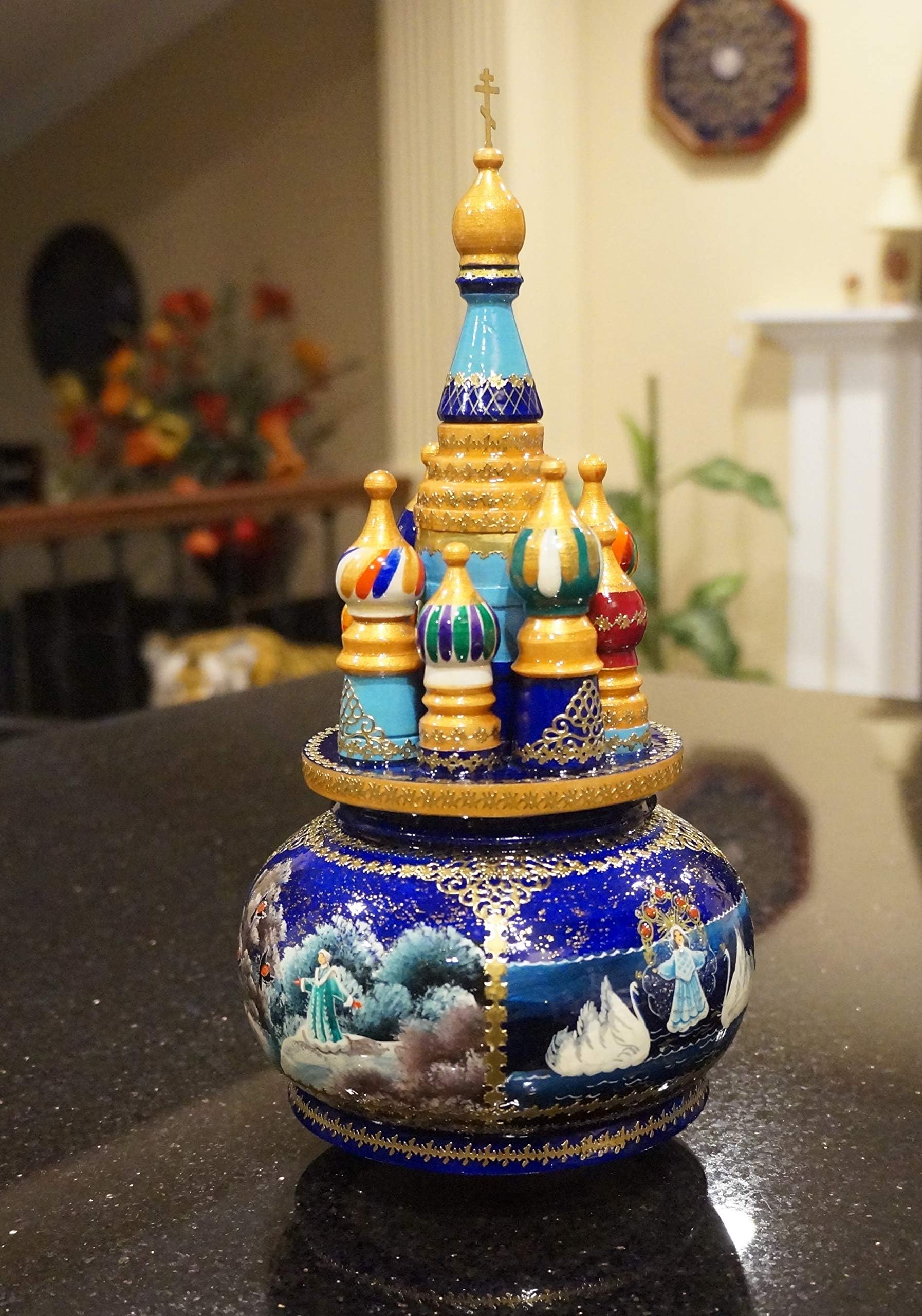 Russian Music Box" St. Bazil Cathedral" 10" Tall