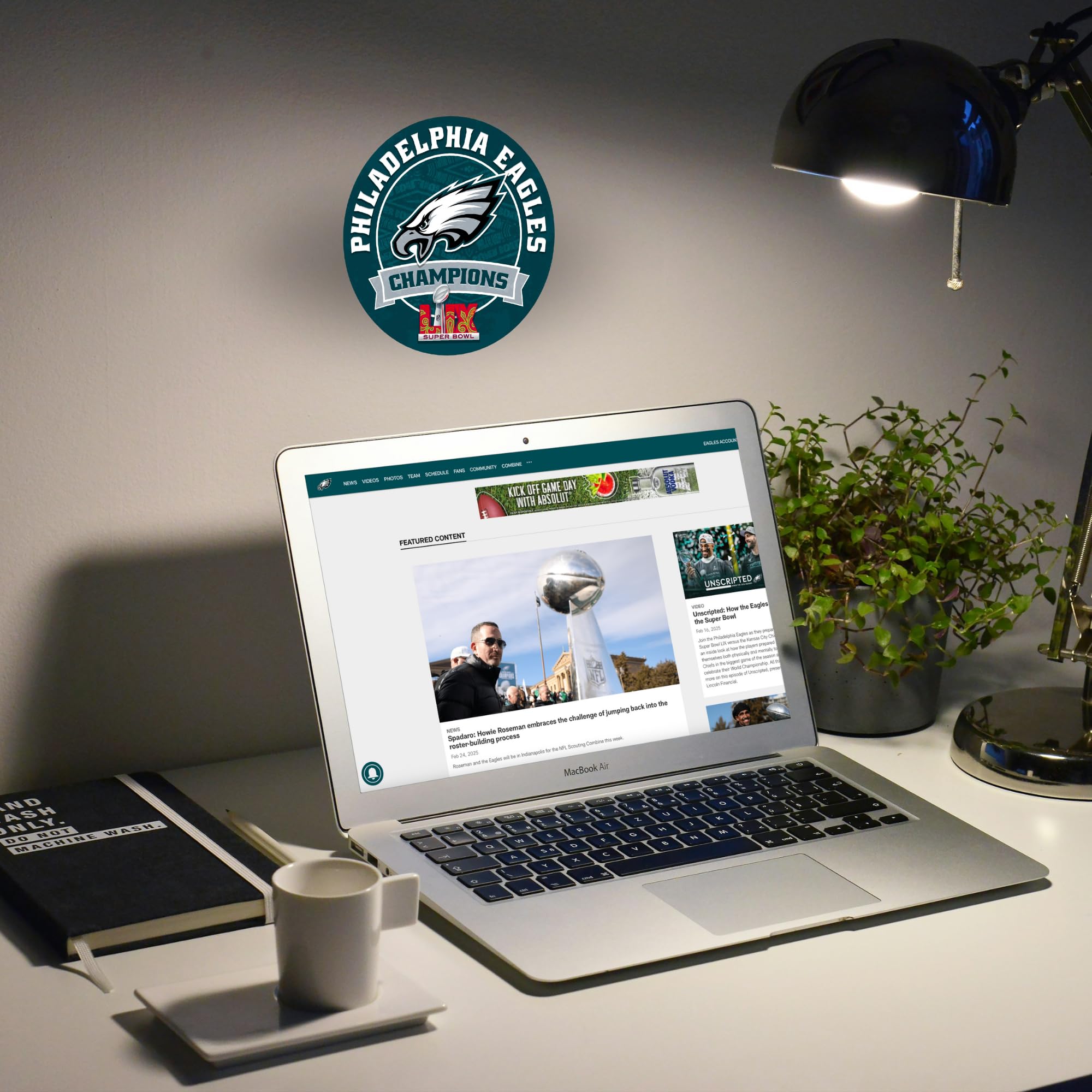 Fan Creations Philadelphia Eagles 2025 Superbowl LIX Champions Wandschild, klassisch, kreisförmig, rustikale Holzdekoration für Männerhöhle, Spielzimmer, Wohnheim oder Zuhause, NFL-Fan-Sammelstück von
