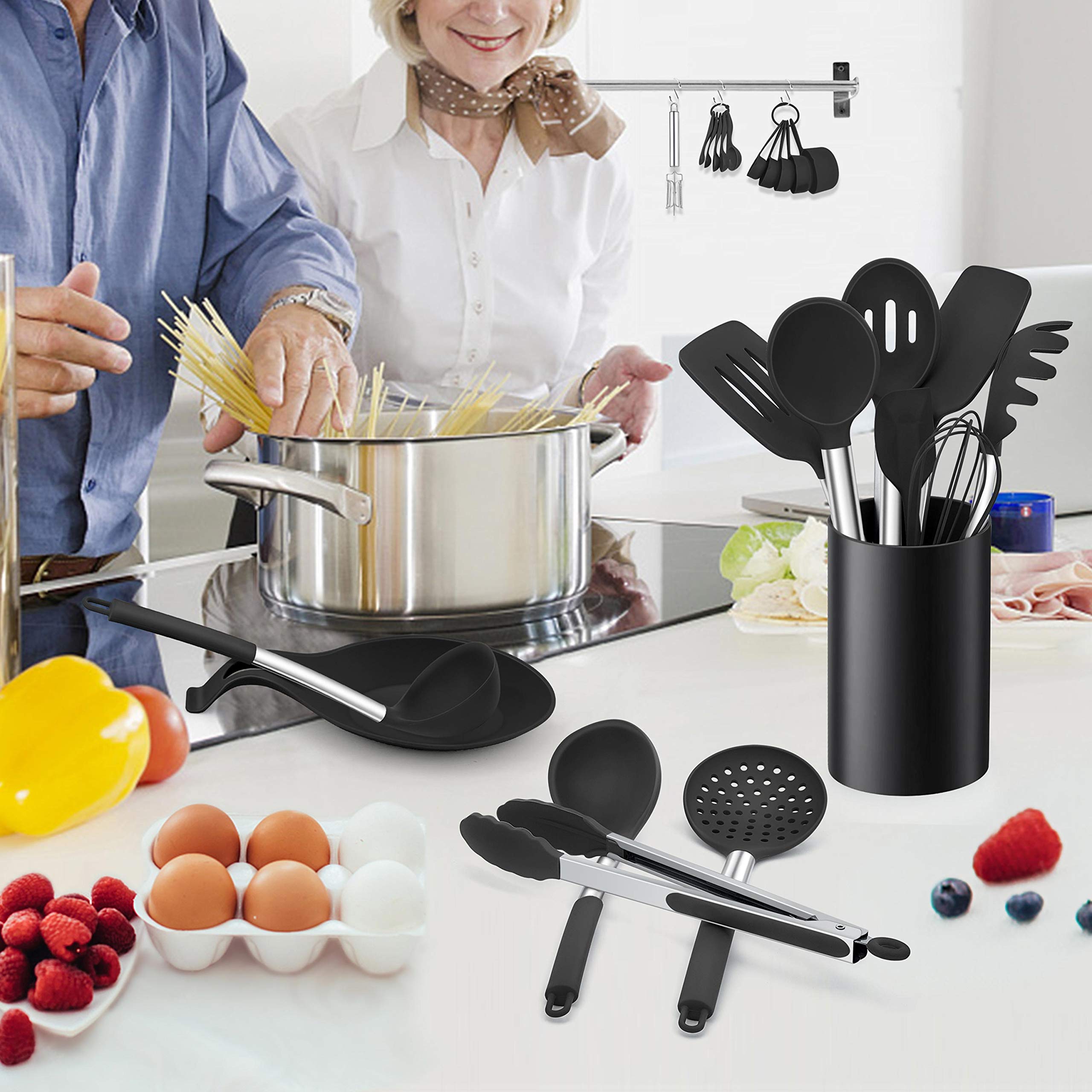 LIANYU Juego de 43 utensilios de cocina de silicona, juego de espátulas con soporte, resistentes al calor, utensilios de cocina antiadherentes, mango de acero inoxidable, color negro