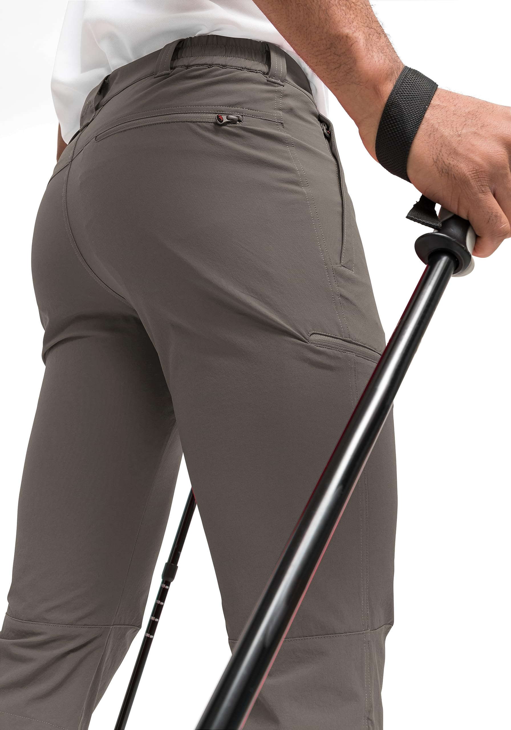 Maier Sports Jennisei, Kurze Herren Wanderhose, Wasserabweisende Wandercapri für Trekking und Hiking, PFC-frei, mSTRETCH pro 4 & Dryprotec