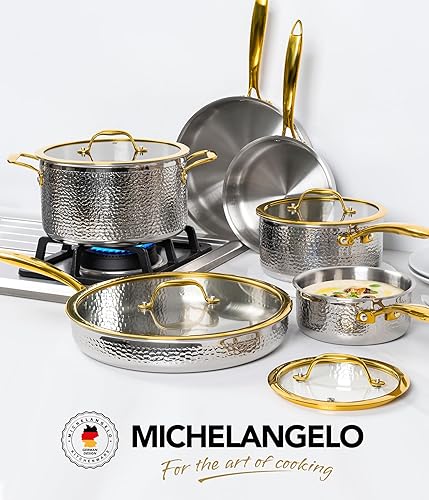 Vista 7 de Michelangelo Triply - Juego de ollas y sartenes de acero inoxidable, 10 piezas de acero inoxidable martillado con mango dorado, utensilios de cocina