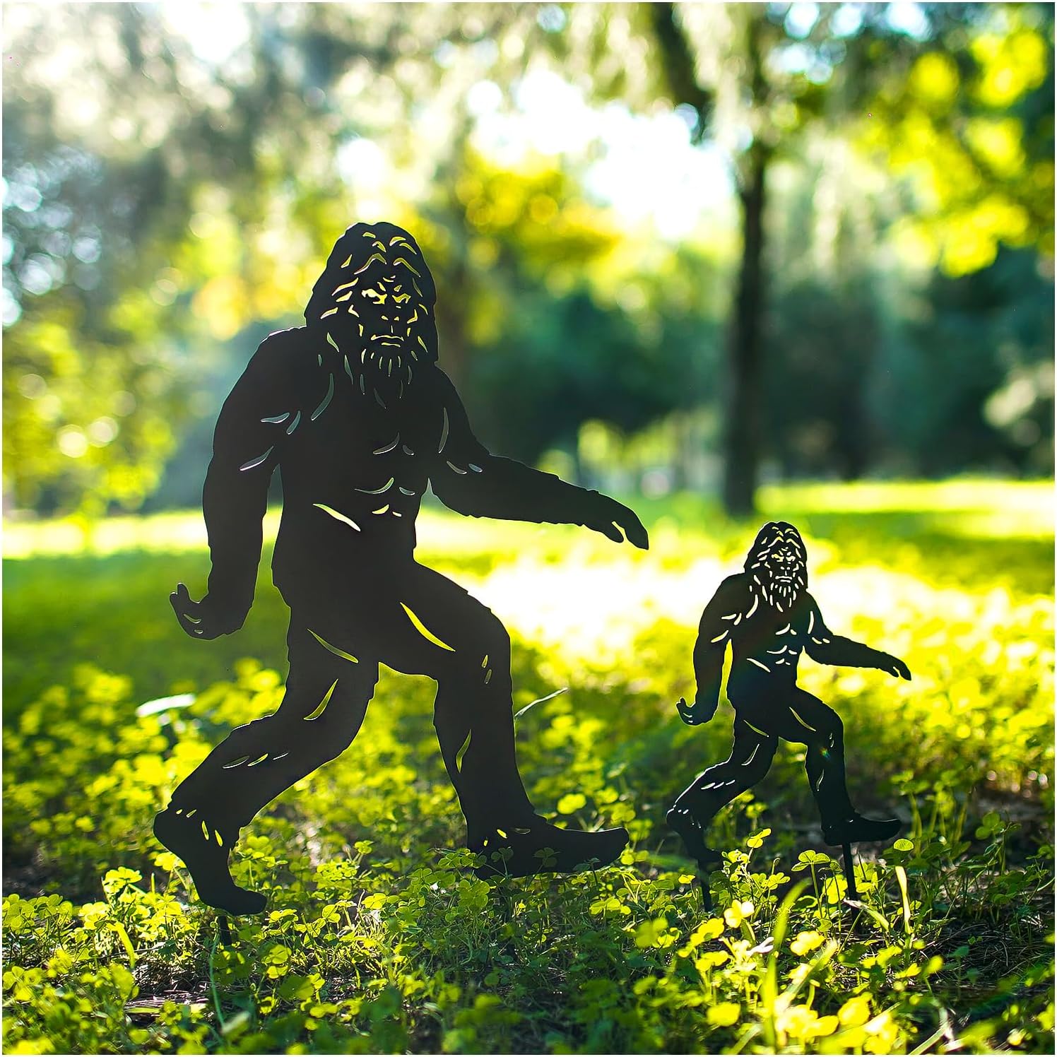EZTZEN 15.8 inch Bigfoot Outdoor Decor Big Foot Sasquatch Gifts for Men/Dad/Women Metal Bigfoot Silhouette Statues for Yard Decor, Garden Decor, Yard Art, Forests, Yard Display, Lawn Decorations