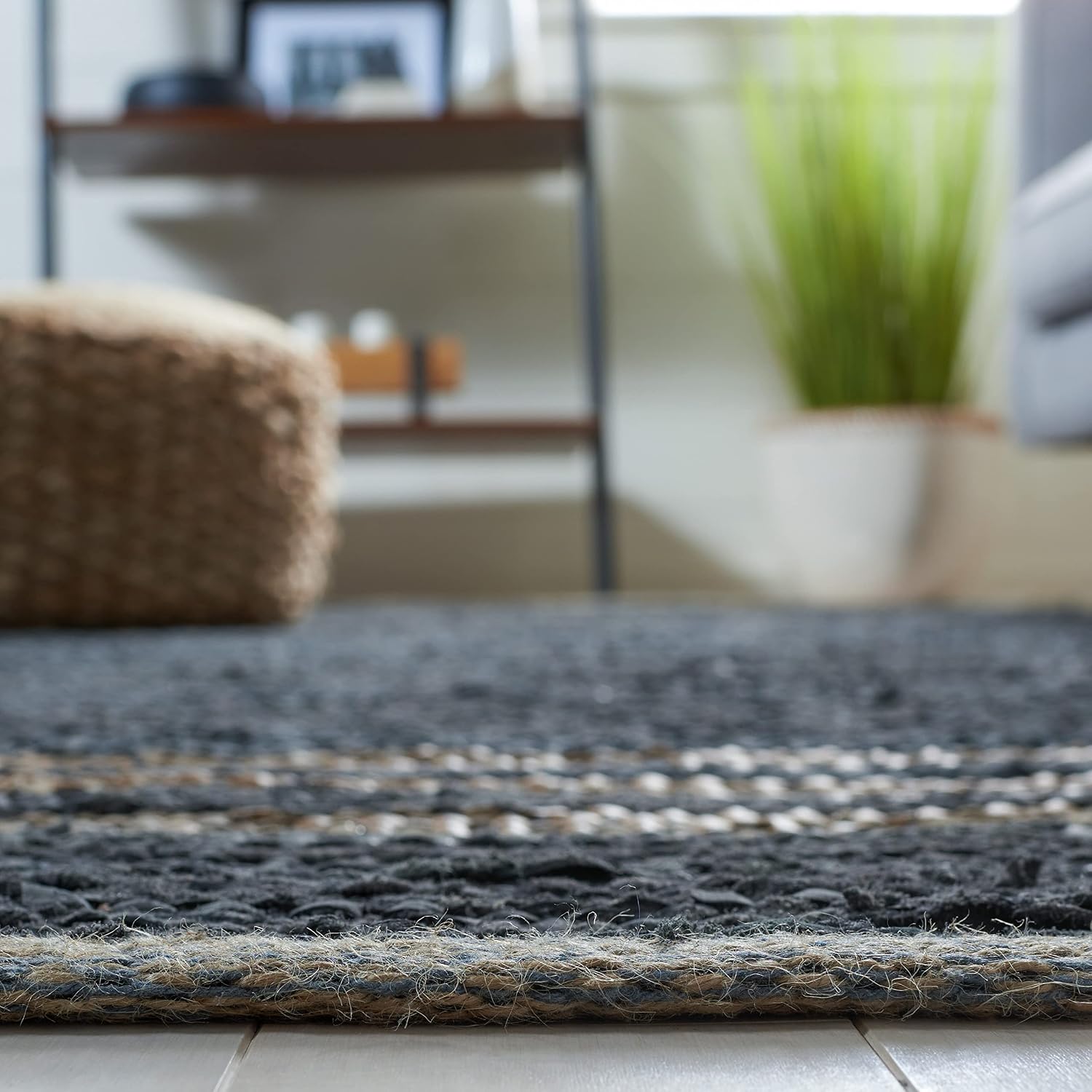 SAFAVIEH Vintage Leather Collection Area Rug - 7' Square, Blue & Beige, Handmade Leather & Cotton, Ideal for High Traffic Areas in Living Room, Bedroom (VTL400M)