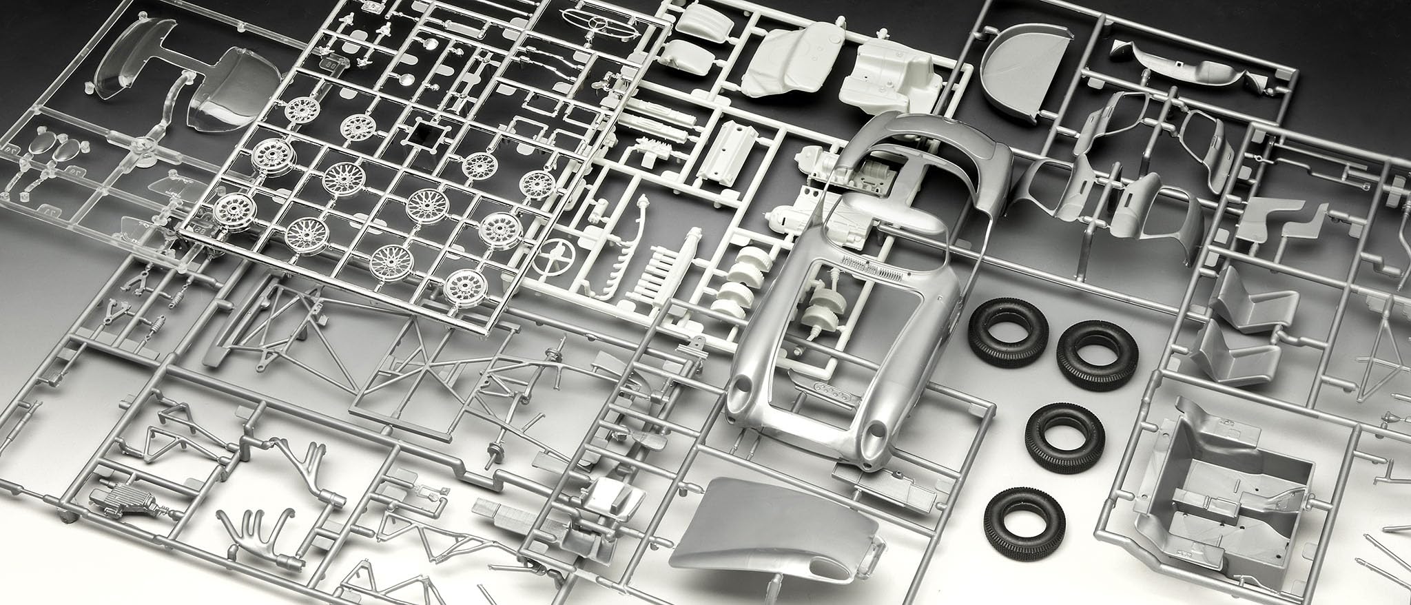 メルセデス・ベンツ300 SLR 70周年記念ギフトセット メルセデス・ベンツ300 SLR 70周年記念ギフトセット