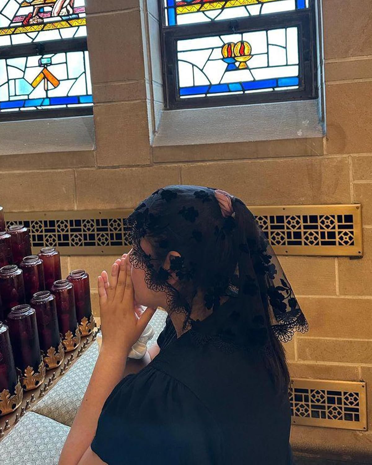 Mantveil Catholic Church Head Covering: Small Circle Floral Lace Mantilla Chapel Cap Veil Latin Mass Veils for Women Girls - Image 5