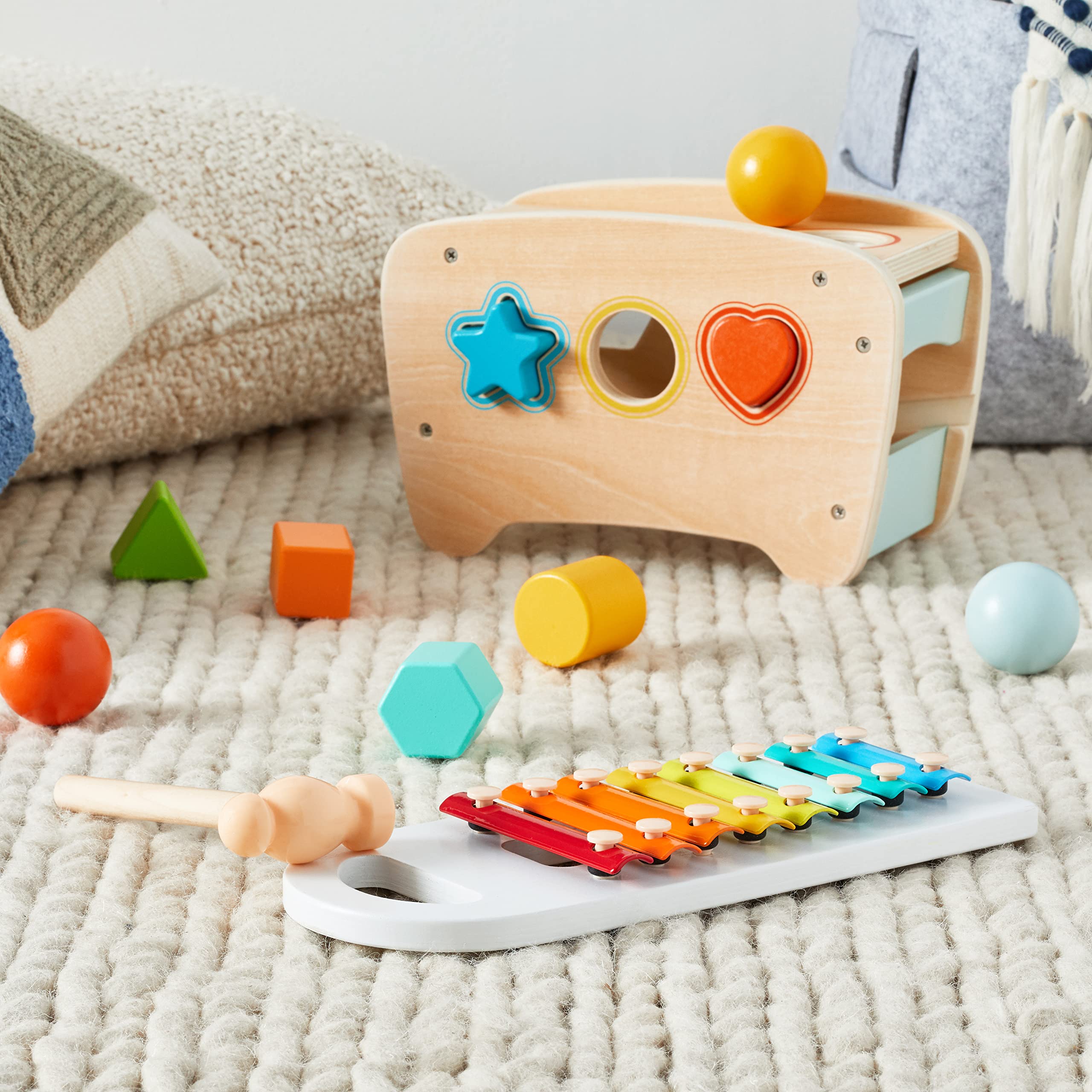 Amazon Basics Musical Pounding Bench With Xylophone and Shape Sorter Toy-Kids Gift for Toddlers, Age 18M+, Boy Girl Baby, 11.6 x 5.2 x 6.3 inches, Multicolor