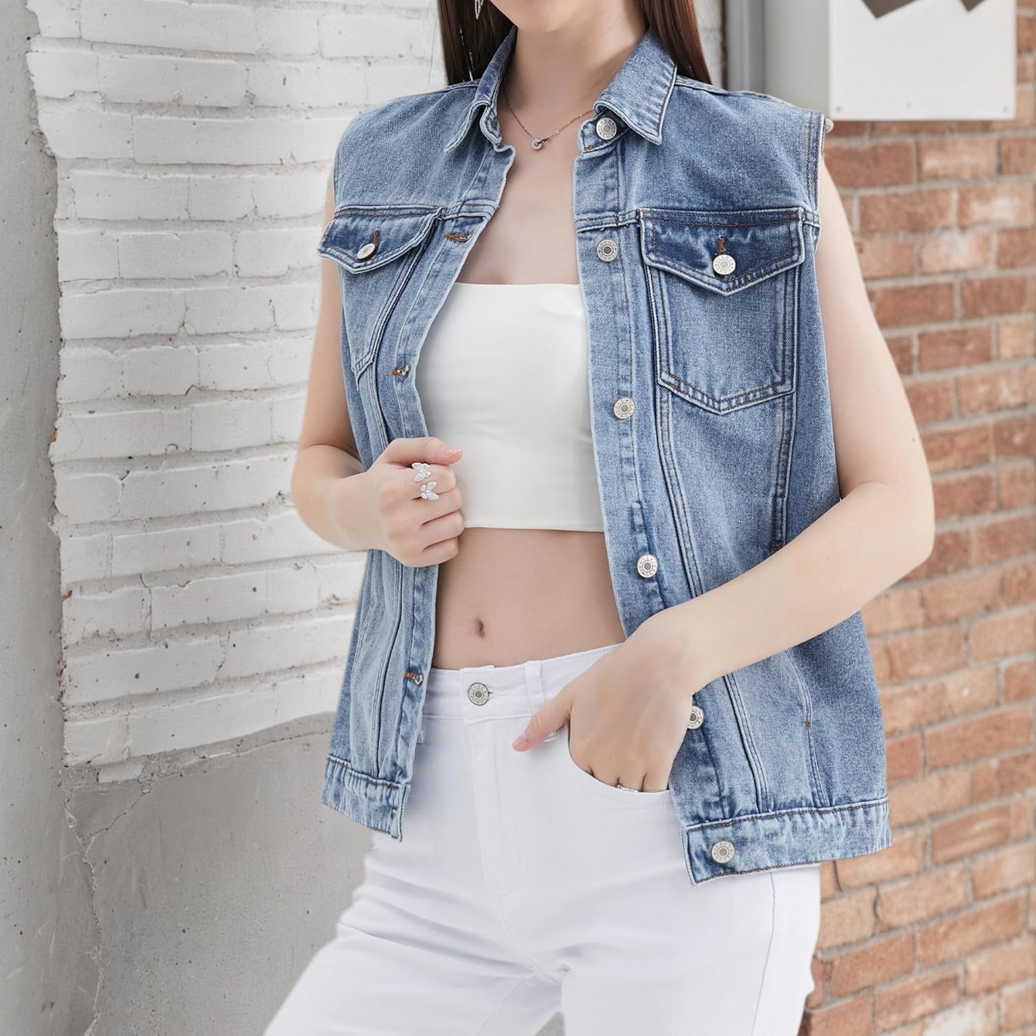 Women's casual denim vest - sleeveless loose denim jacket with pockets - Image 3