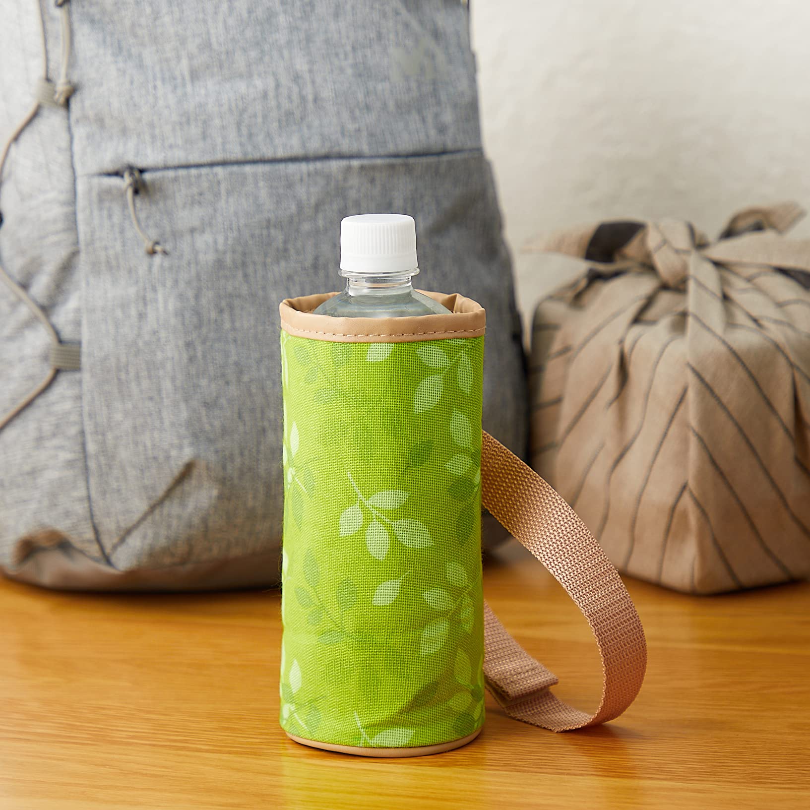 Amazon｜スケーター(Skater) ペットボトルカバー 掛ける収納 サポート