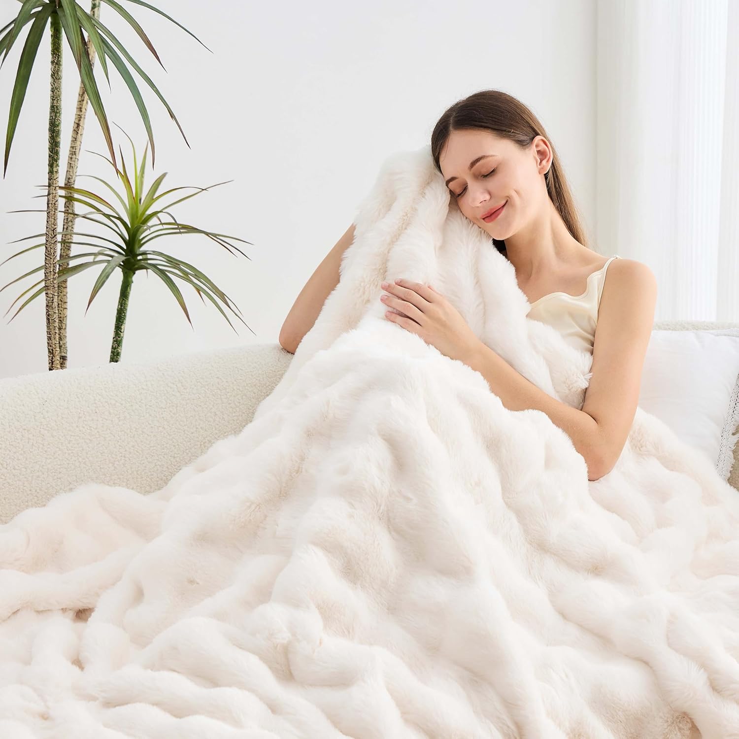 Luxury Faux Rabbit Fur Throw Blanket, Soft Bubble Fluffy Blanket Cozy Fuzzy Throw Blankets for Bed Sofa Couch, Decorative Thick Warm Plush Fuzzy Elegant Soft Mink Blanket (50" x 60",Cream White) - Image 5