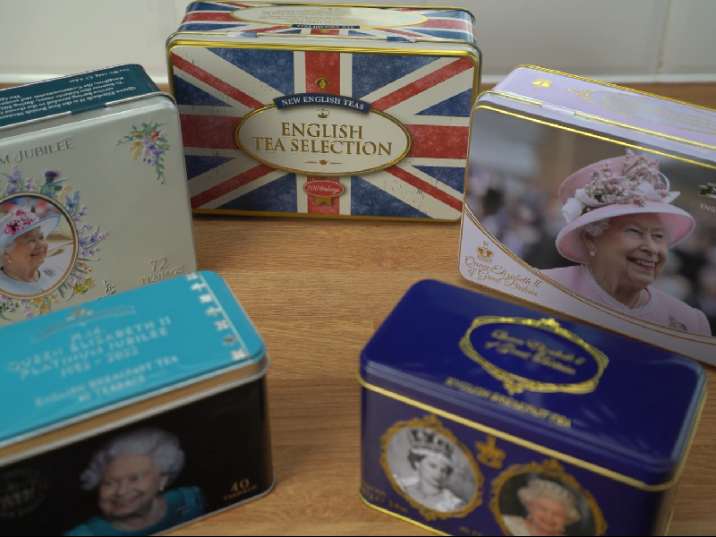 Amazon.com : Queen Elizabeth II Tea Tin Set : Everything Else