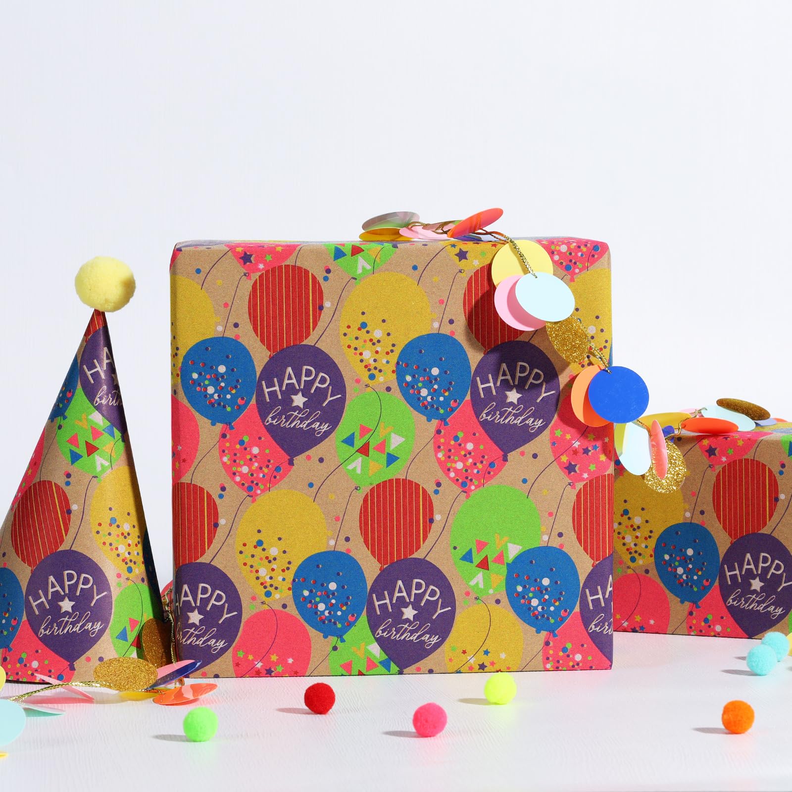 BIOBROWN Rollo de papel de regalo de papel de estraza, diseño de globos coloridos, perfecto para envolver cumpleaños y vacaciones, 17 pulgadas x 33 pies