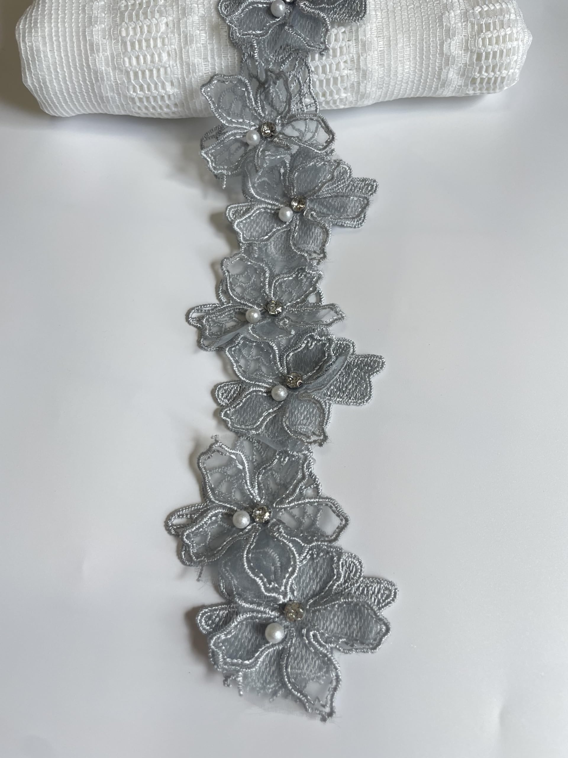 BUYSK 2 Yards 3D Flower Lace Trim Polyester Fabric Floral Appliques Lace Ribbon Handmade DIY Sewing Supplies Craft for All Occasions Costume Hat Decoration (Grey)