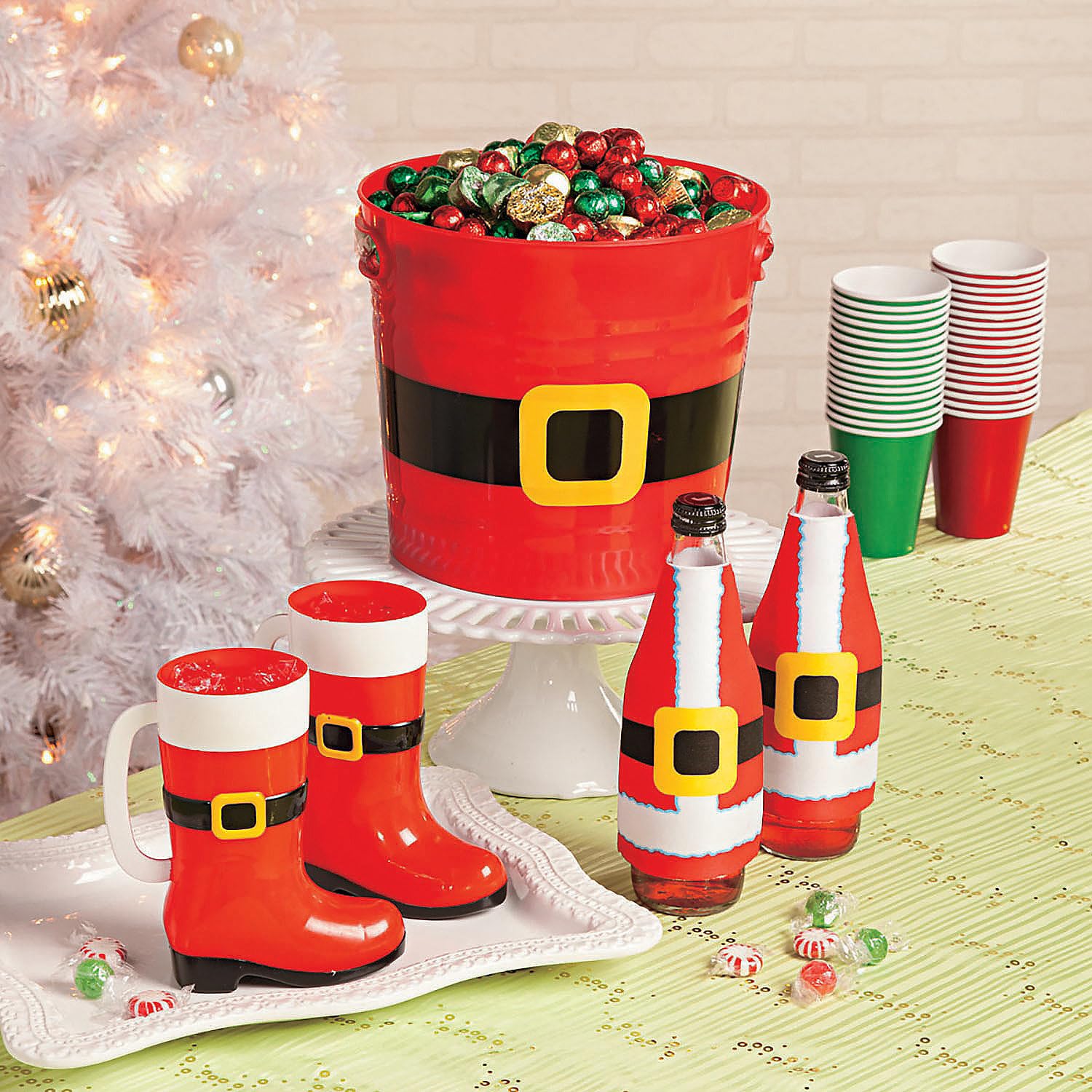Amazon.com: Fun Express Christmas Mugs Set of 12 - Santa Boot