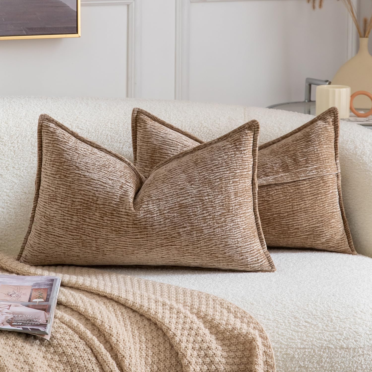 Madizz Pack of 2 Decorative Cushion Covers Soft Chenille Throw Pillows Solid Textured Throw Pillow Covers for Couch Sofa Bedroom Living Room 30x50 CM, Light Brown