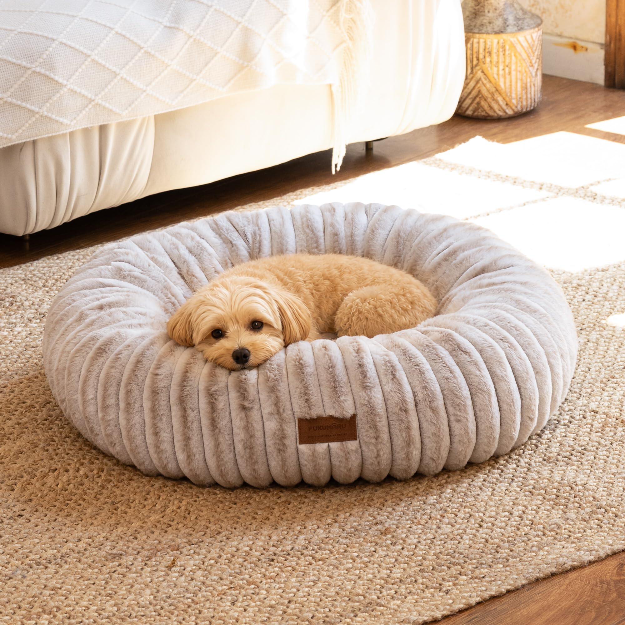 FUKUMARU Panier pour Chien, Lit Béquille Apaisant pour Chiots Anxieux, Coussin Moderne Dehoussable Lavable pour Chat à Imprimé Dégradé, Panier Orthopédique pour Chiot, Couleur Camel, 63cm