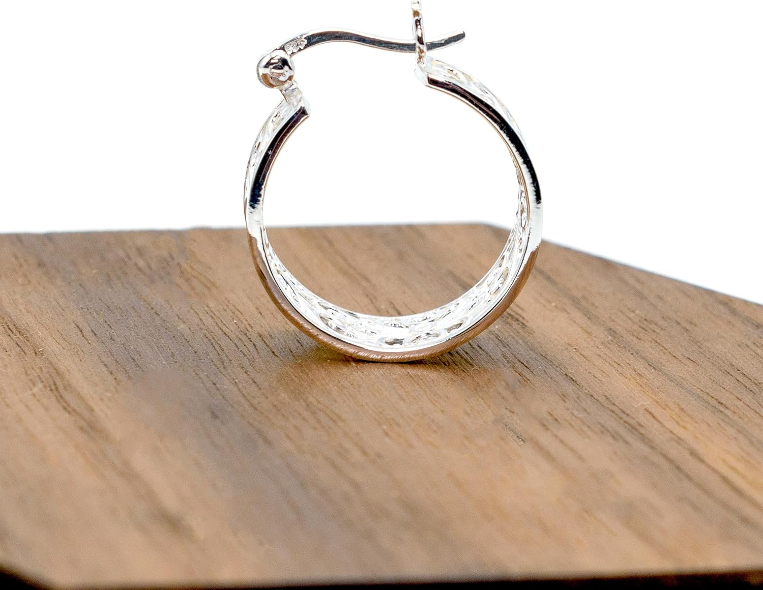 0.80" Inch Vintage Filigree Hoop Earrings, Openwork Chunky Mesh Filigree Heart Lace Design, Lightweight & Hypoallergenic, 925 Sterling Silver - Image 4