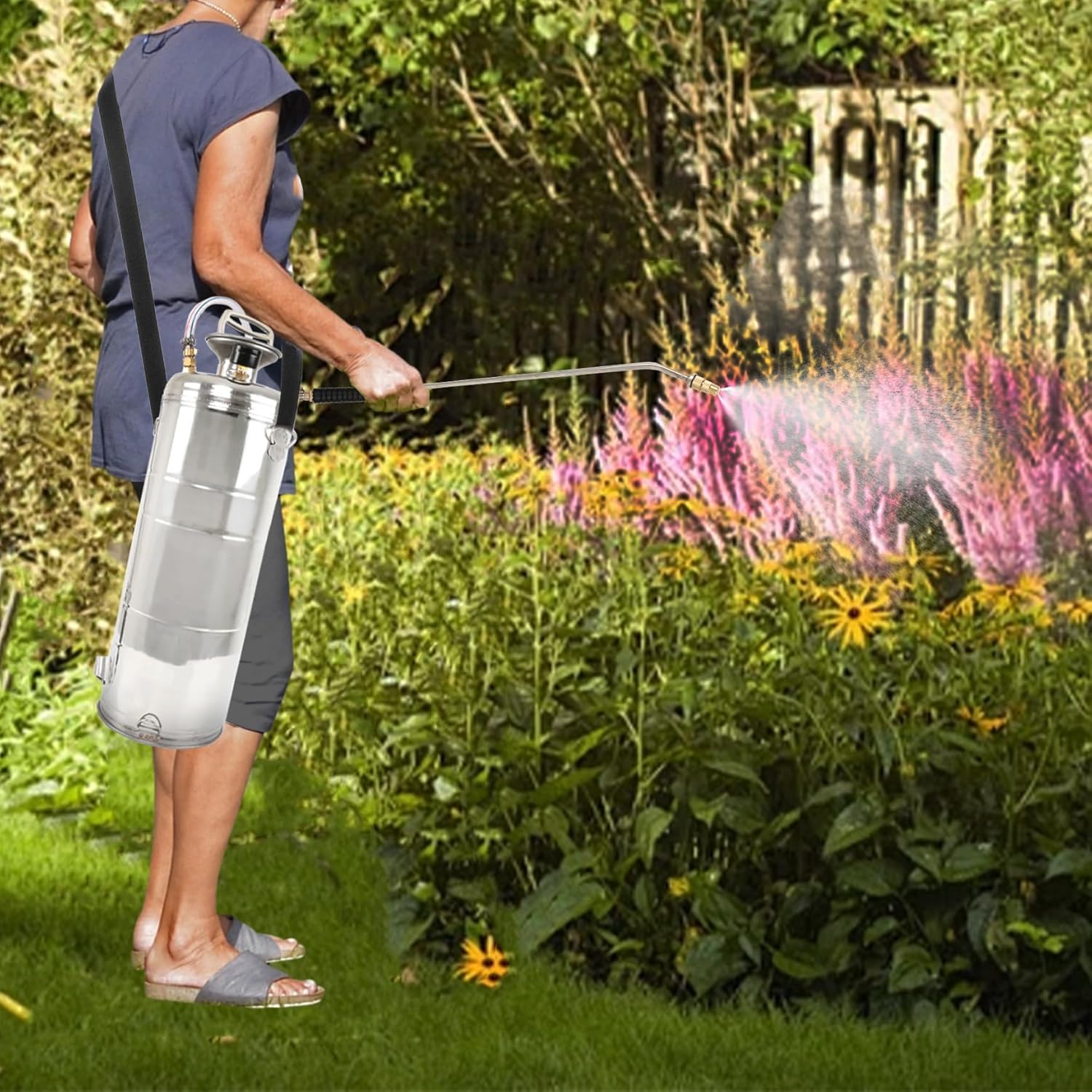 Hand Pump Sprayer Stainless Steel Sprayer for Indoor and Outdoor 3.5 Gallon Sprayer 20 in Wand 3.3 FT Hose