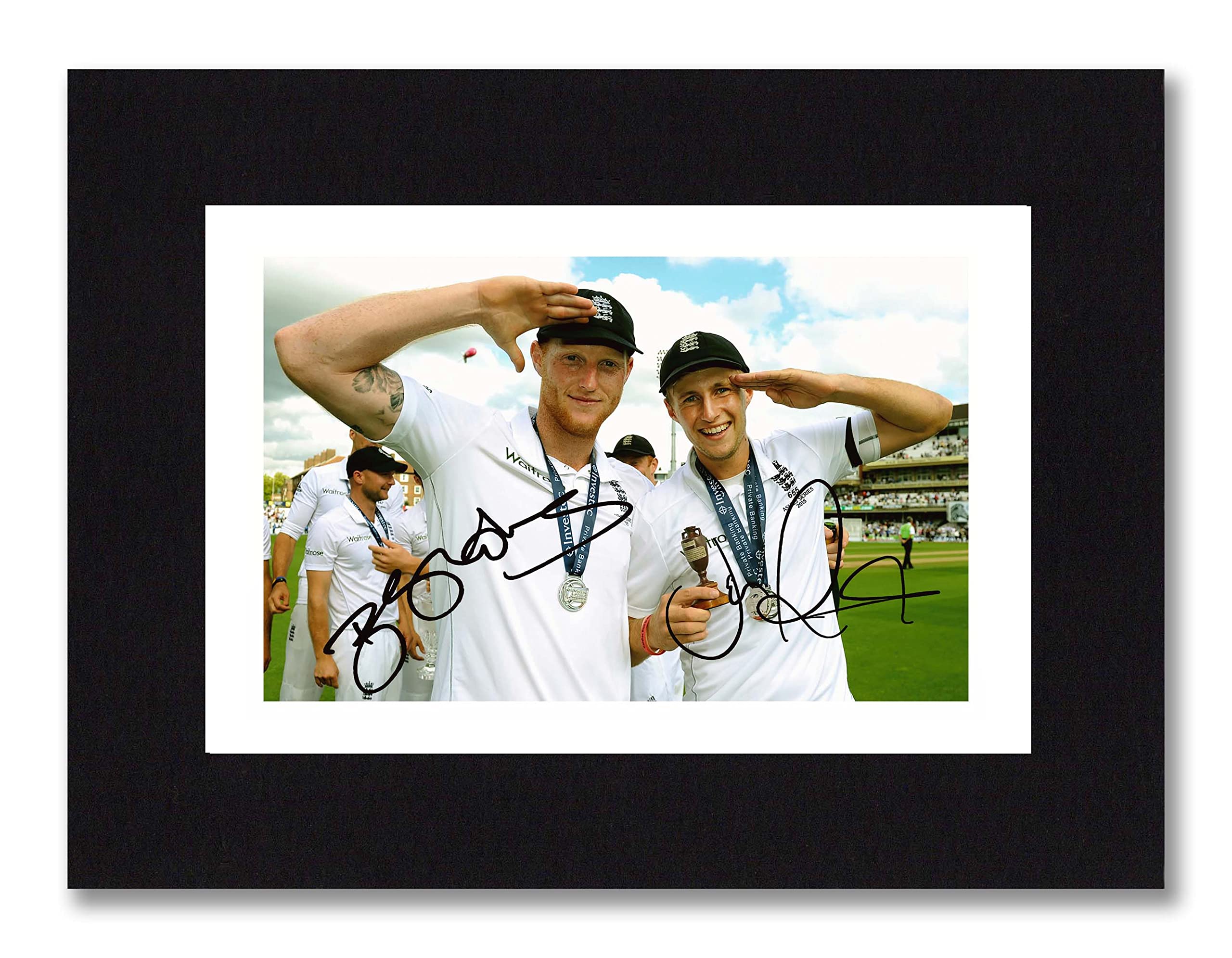 Regalo de cricket Ashes de Inglaterra: foto montada de Joe Root y Ben Stokes de 8x6 pulgadas