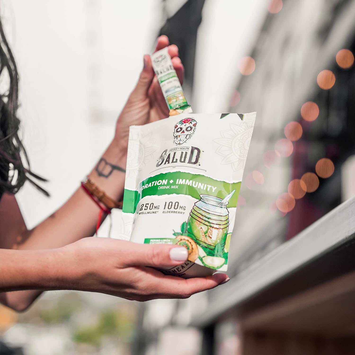 Salud 2-in-1 Hydration and Immunity Electrolytes Powder, Cucumber Lime - 15 Servings, Agua Fresca Drink Mix, Elderberry, Dairy & Soy Free, Non-GMO, Gluten Free, Vegan, Low Calorie, 1g of Sugar
