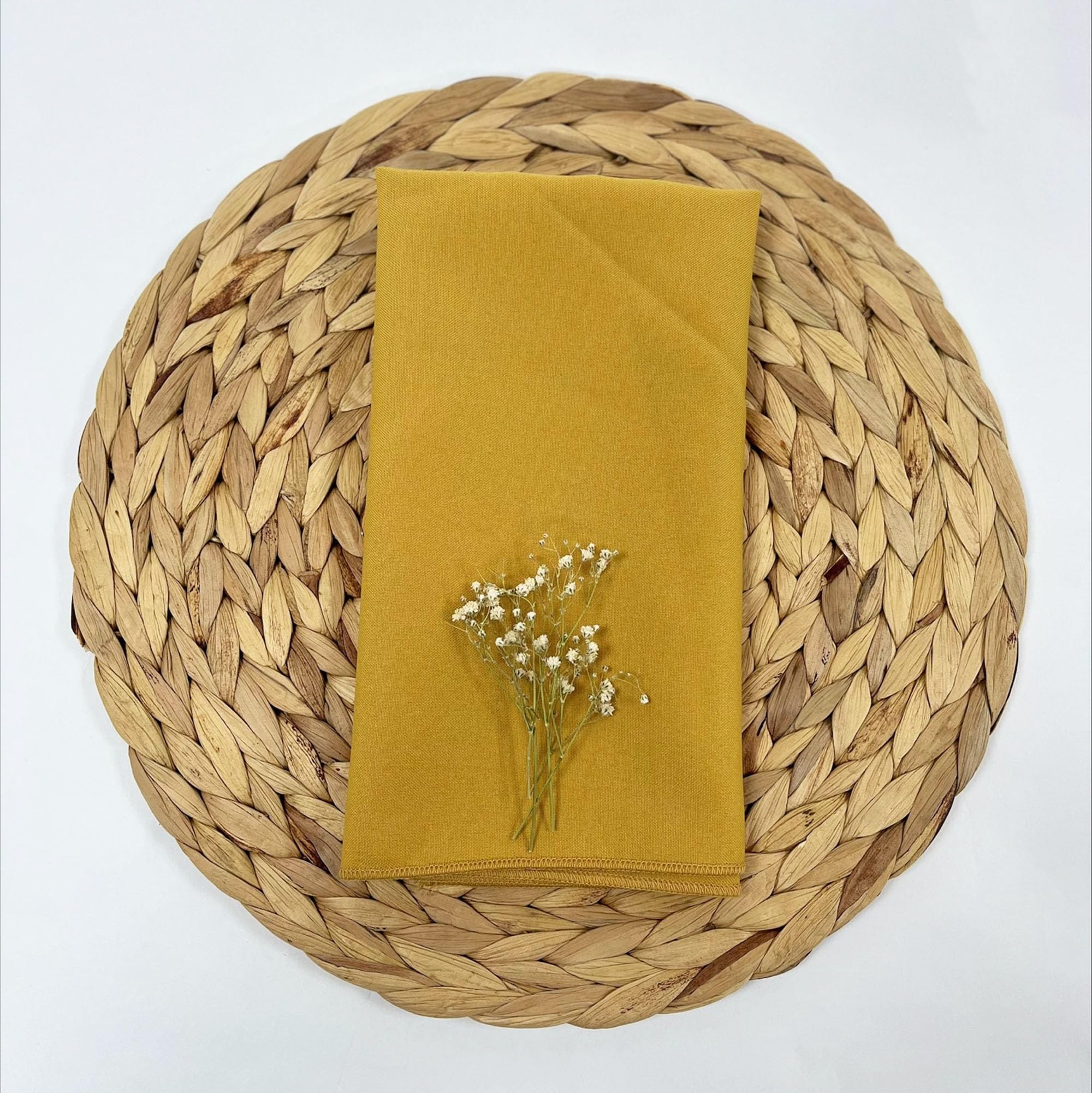 Decor Essentials Gold 100% Polyester Napkins Dinner Napkins With Overlocked Edges, Washable, Ideal For Parties, Weddings And Dinners (Gold)