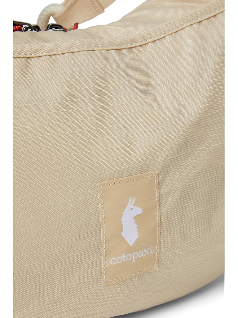 White Cotopaxi 8 L Trozo Shoulder Bag - Cada Dia