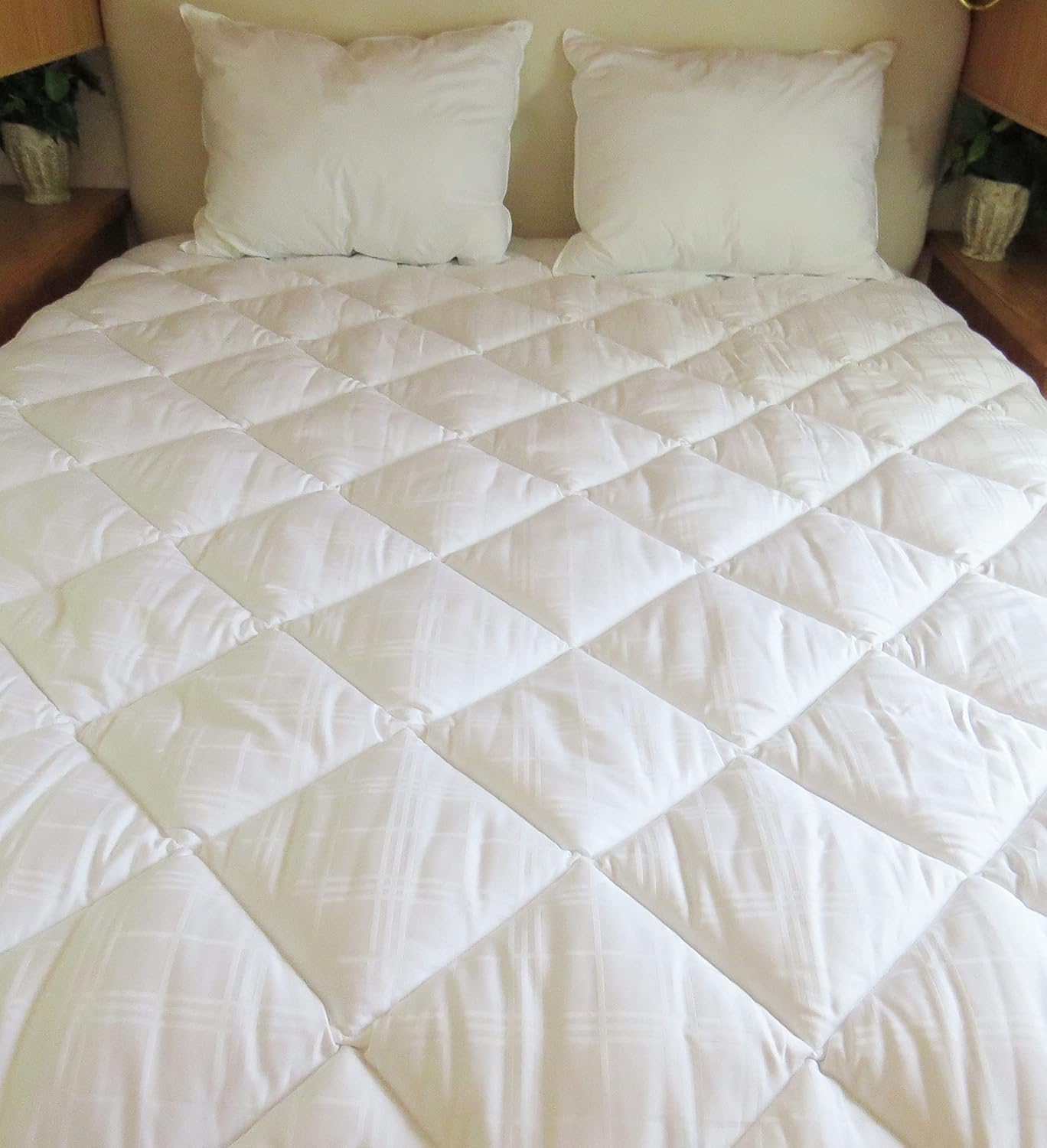 AB Lifestyles RV 70x80 Quilted Mattress Pad Cover. Fitted Sheet Style. for RV, Camper. Made in The USA…