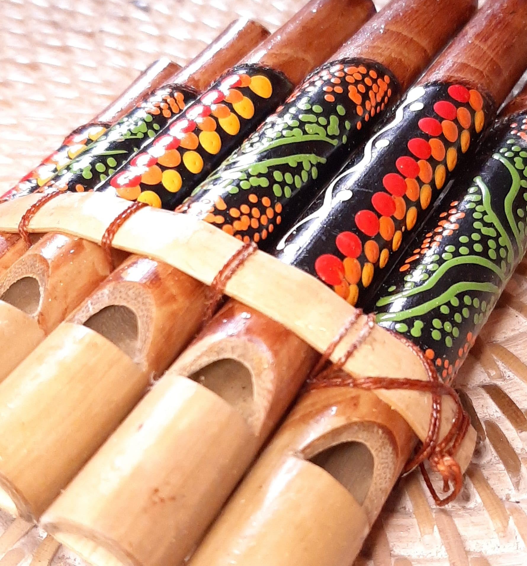 Flauta de pan Peruano Artesanal Decorada 7 notas Bambú y madera