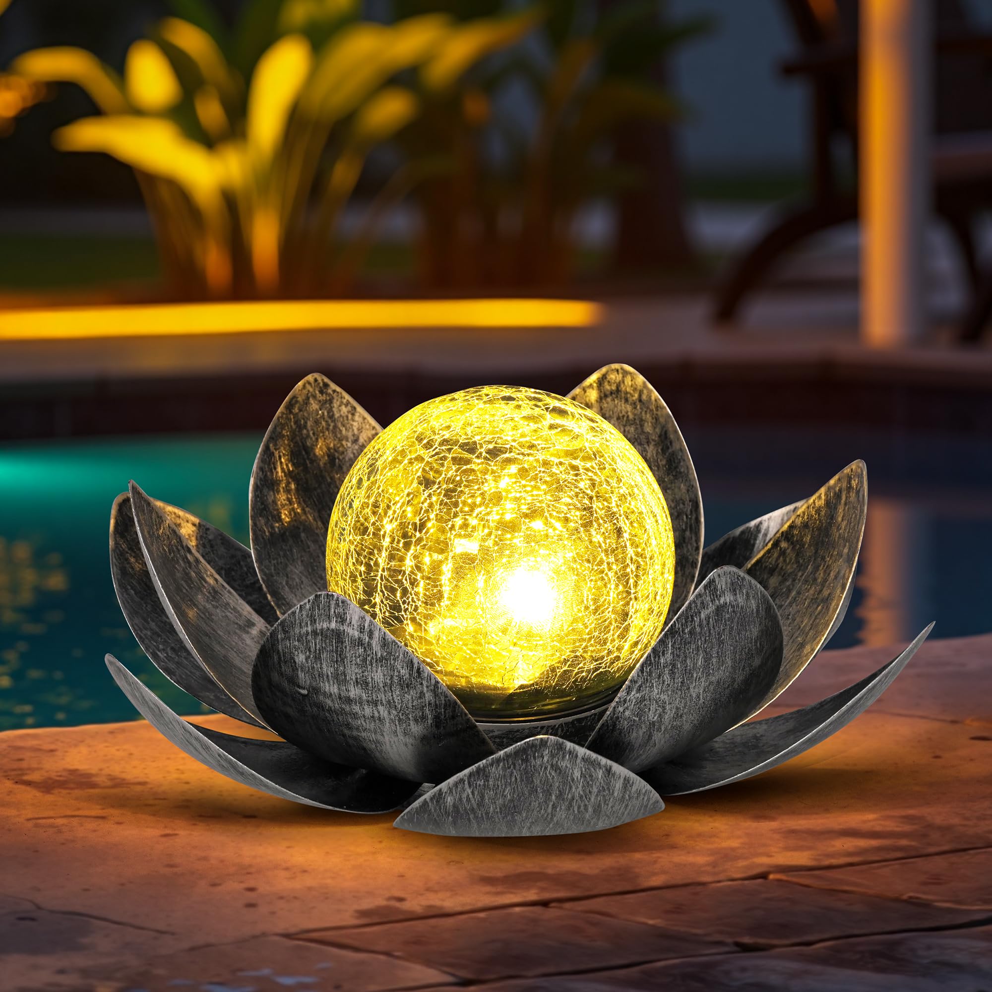 GIGALUMI Luces Solares para Decoración de Jardín al Aire Aibre, Pétalos de Metal Ajustables, Luces de Flor de Loto, Decoración de Mesa al Aire Libre, IP44 impermeable(Gris)