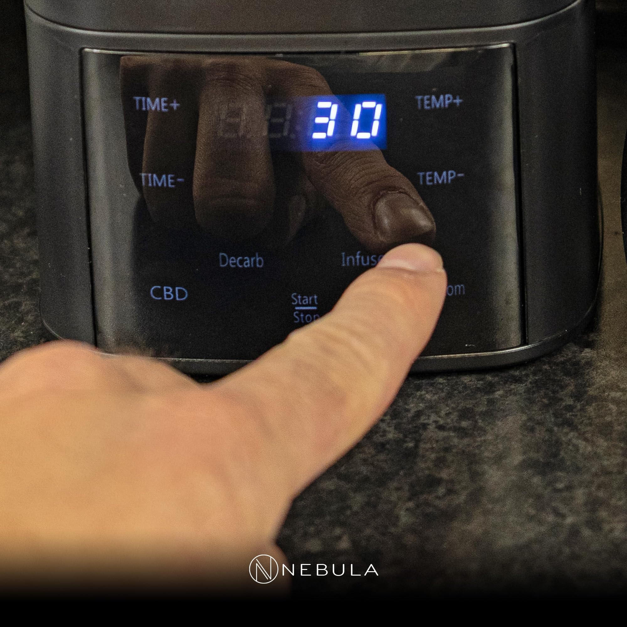 Nebula Decarbossilatore E Infusore Boost | Senza Sprechi | Nero | Attivazione Di Erbe E Infusione | Macchina Per Il Burro E Apparecchio Per La Preparazione | Coperchio Dal Design Migliorato