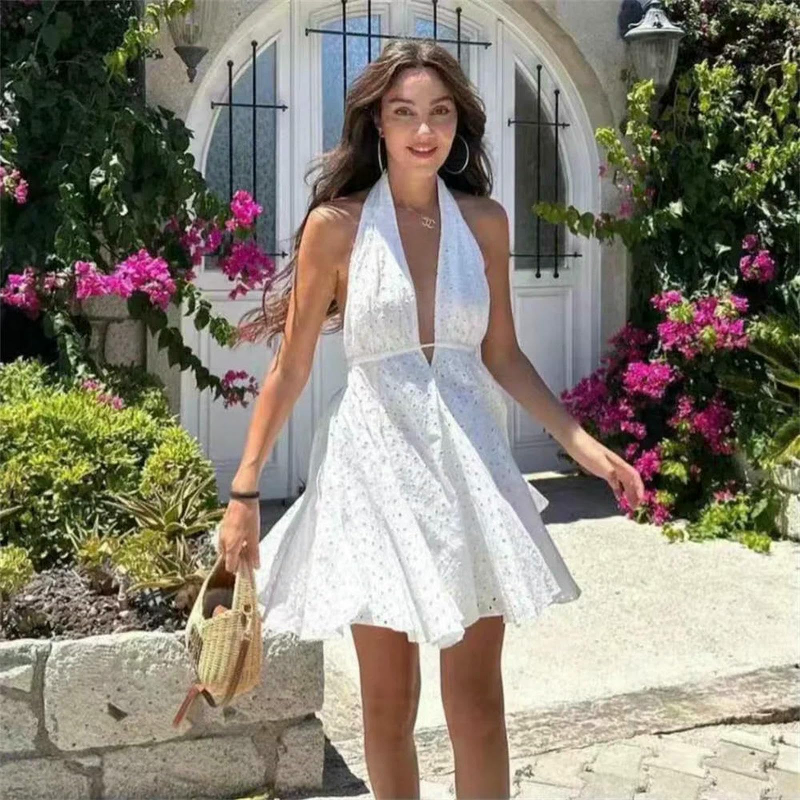 Robe Femme Chic Et Elegant Nouvelle Facement Folme Concutal Cassulle Sexy Sexy Holow Out La Roble De Cou De Couche-Blanc-m