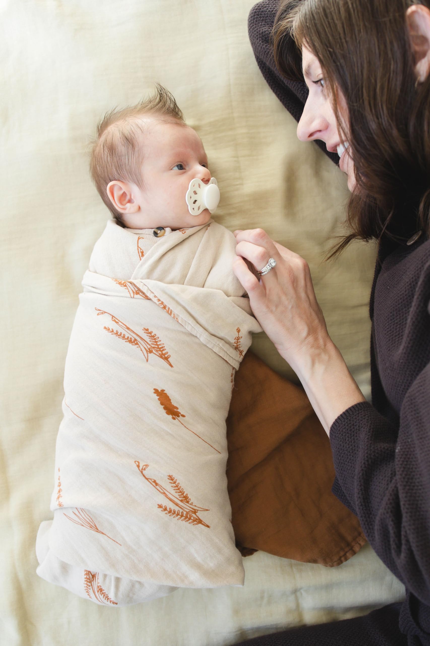 Leyl&Ari Coperta basic per bambini, in cotone biologico, reversibile, per culla, genere neutro (caramello/neutro)