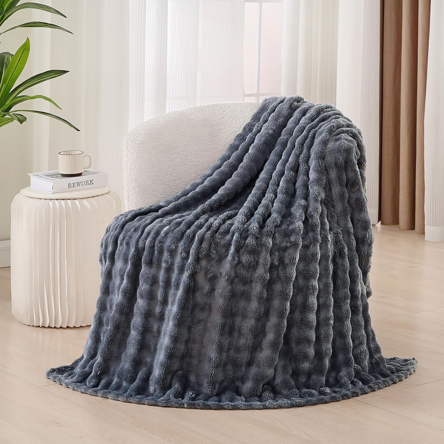 3D Bubble Plush Blanket Textured Fleece Throw Soft Warm Cozy Blanket Couch Bed Throw Grey 50x60 Inches - Image 2