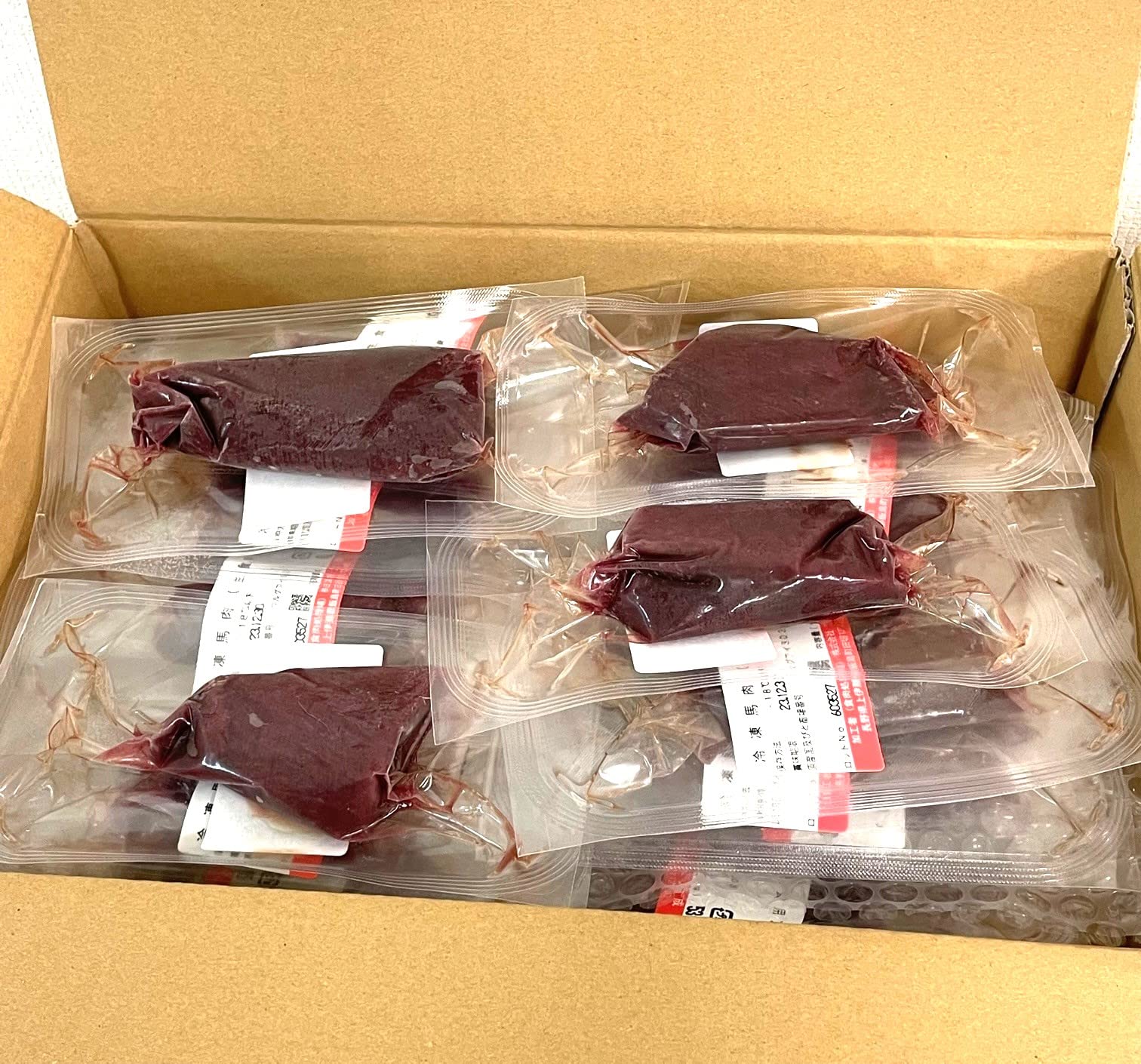 【訳あり】馬刺し１ｋｇ B級規格馬刺し 【天馬】特製馬刺しのタレ5パック付