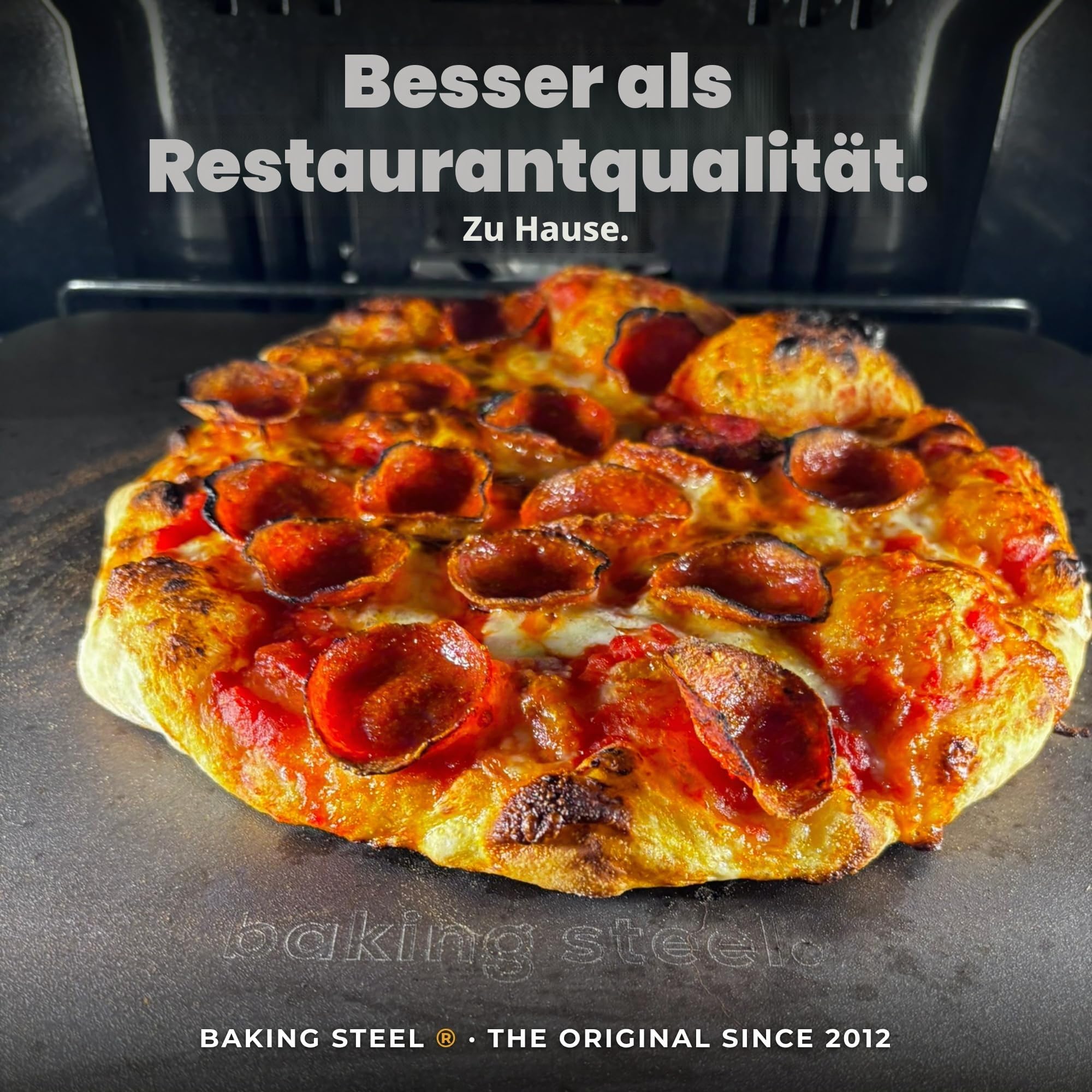 Baking Steel - Der originale ultraleitfähige Pizzastein (35,6 x 40,6 x 0,6 cm) – die originale Baking Steel für Pizza & Brot für den Innen- und Außenbereich – voreingebrannte, natürlich