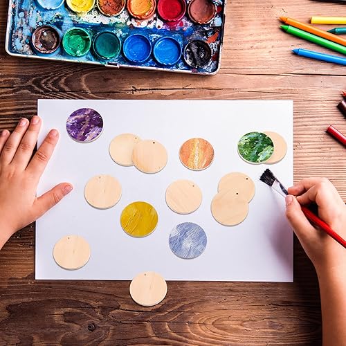 Miniatura 6 de Yulejo 50 piezas de 2 pulgadas de madera natural sin terminar círculos de madera redondos planos con agujero para colgar para bricolaje, discos de