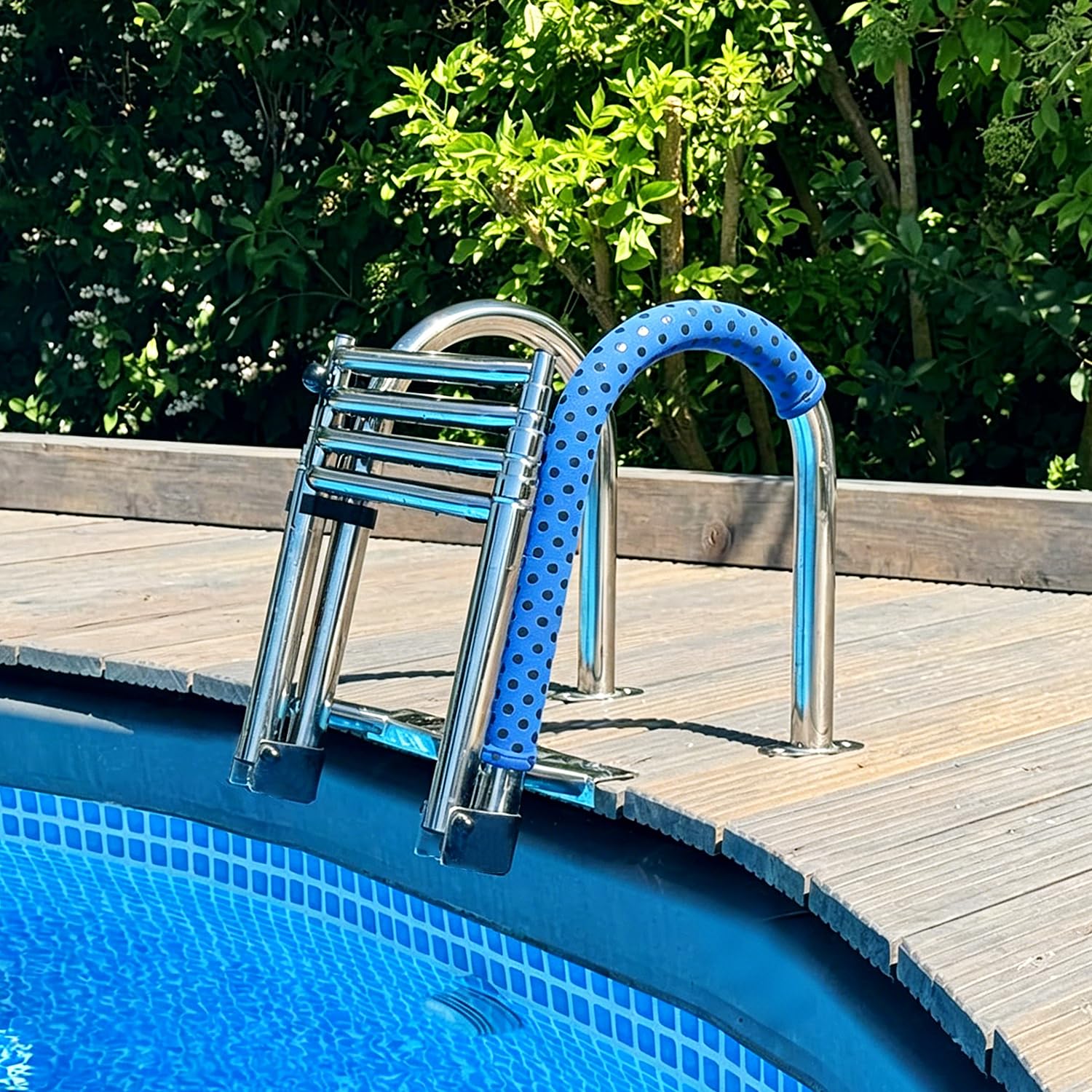 Edelstahl Poolleiter klappbar 120/122/132/135/150 cm Poolhöhe, Stabile extra breite Schwimmbadleiter für Salzwasser, Pooltreppe für Rundpool & klappbare Bootsleiter
